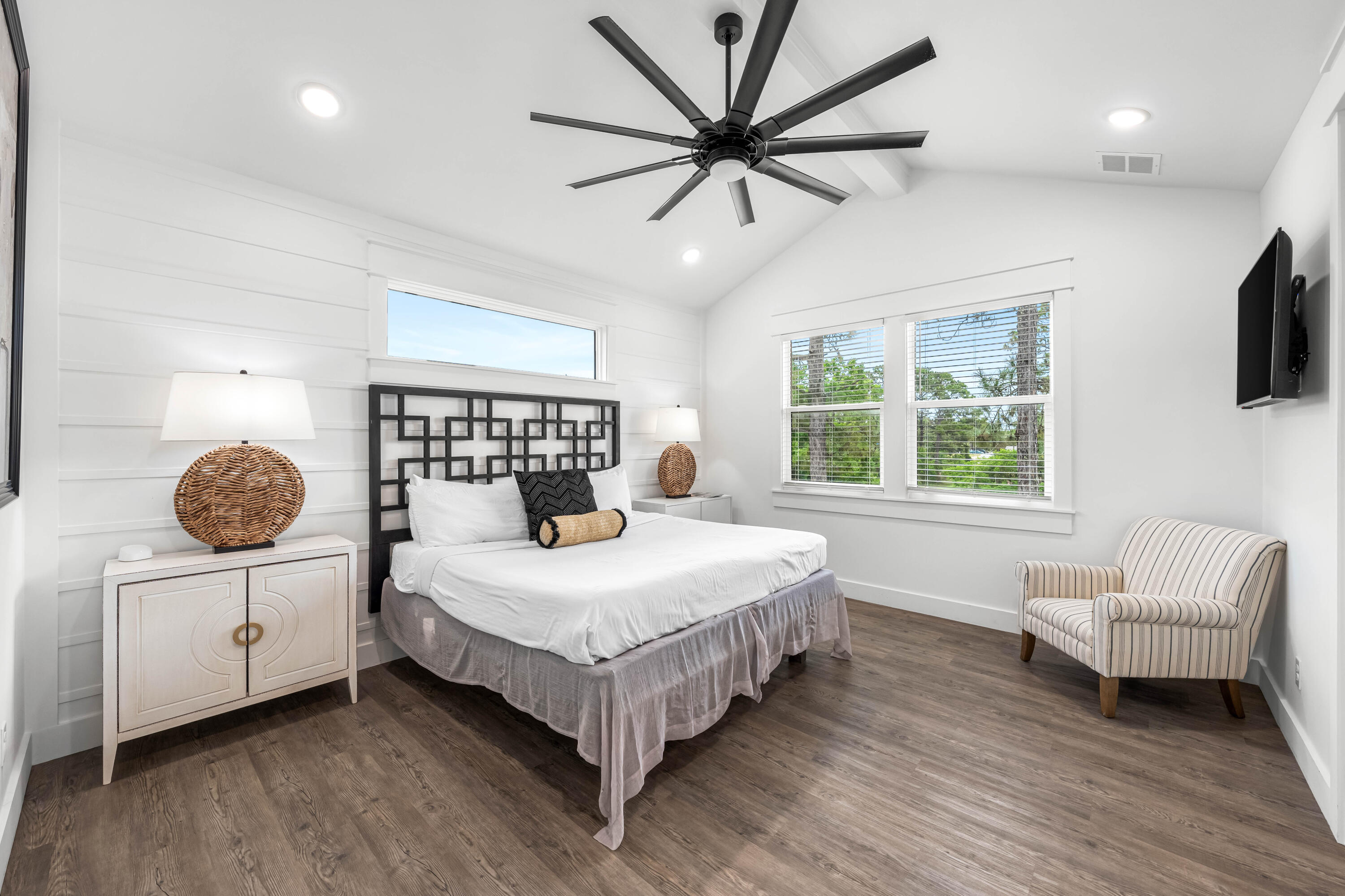 LAGUNA BEACH 6TH ADDN - Residential