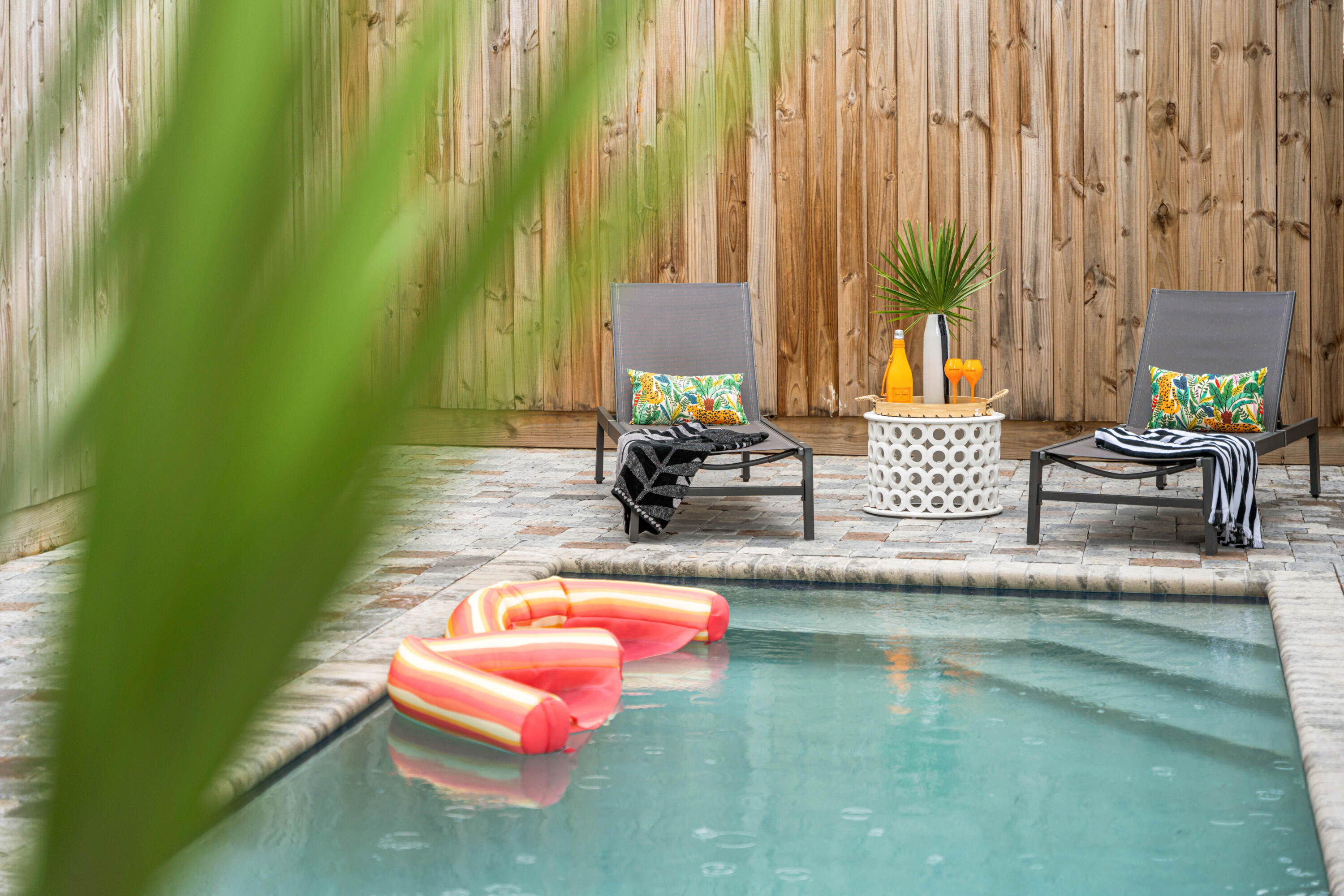 LAGUNA BEACH 6TH ADDN - Residential