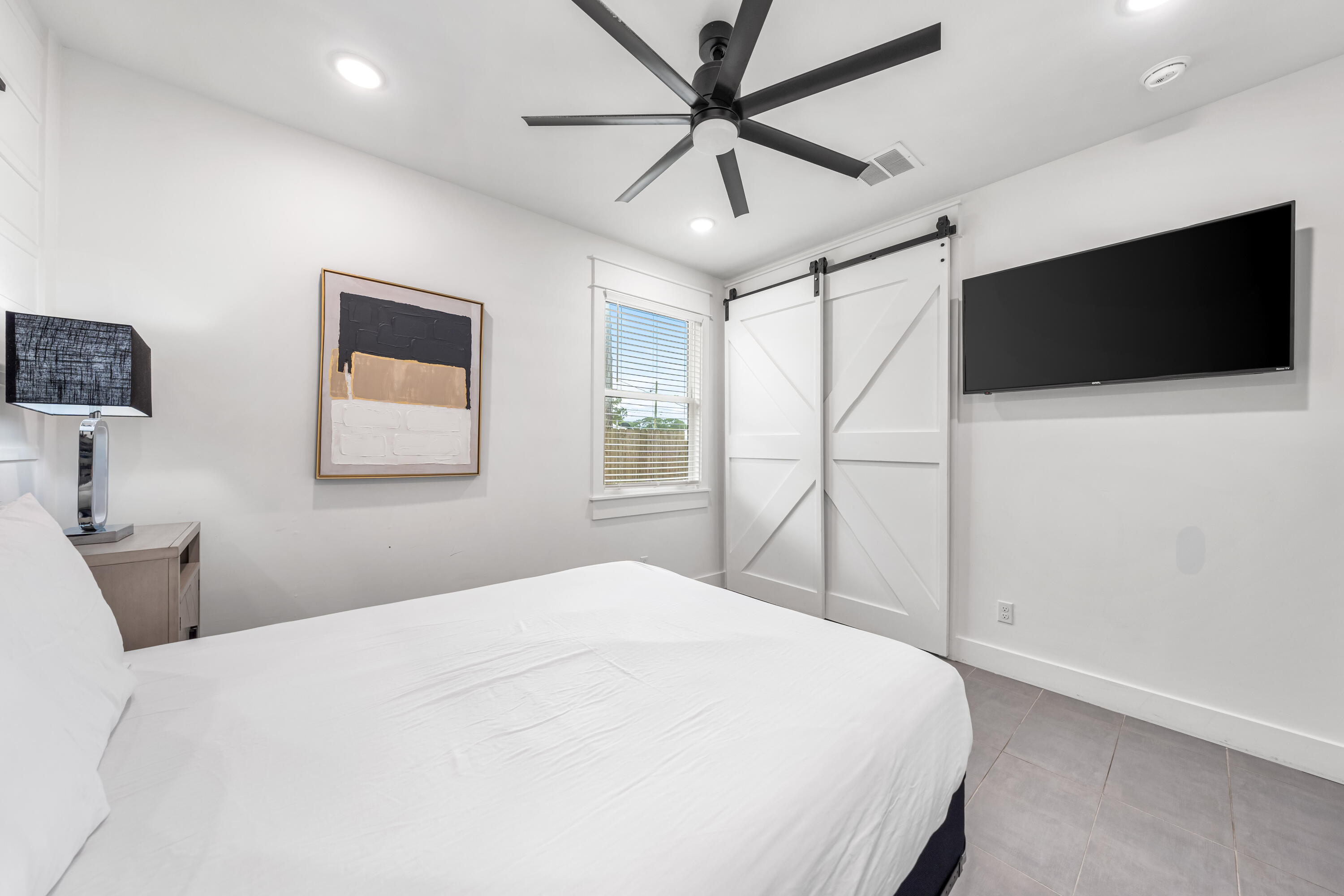 LAGUNA BEACH 6TH ADDN - Residential
