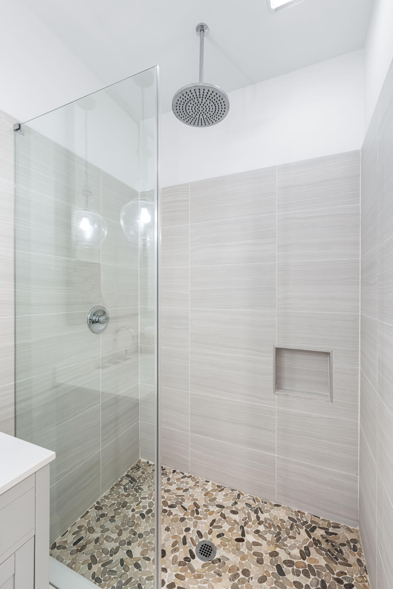LAGUNA BEACH 6TH ADDN - Residential