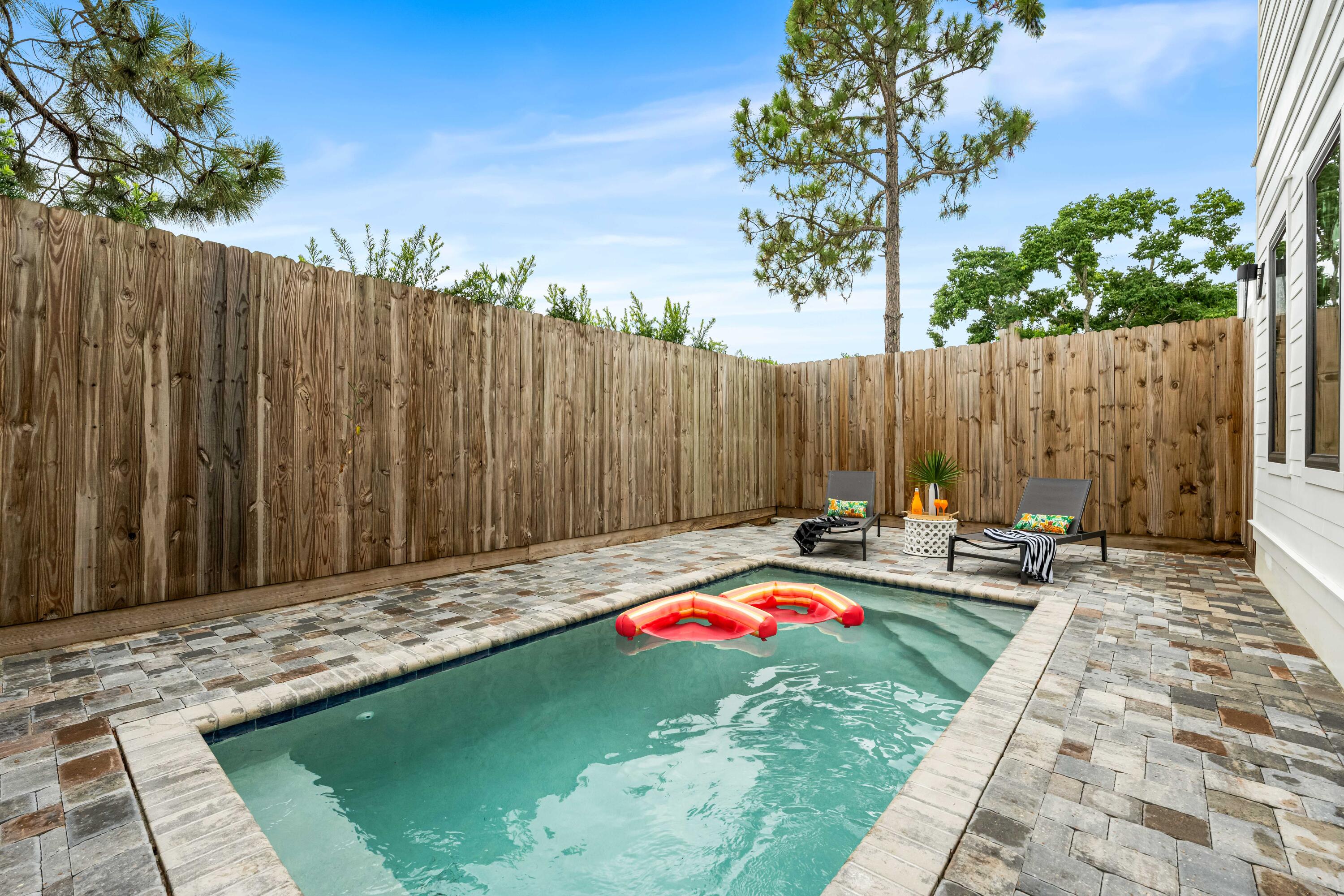 LAGUNA BEACH 6TH ADDN - Residential