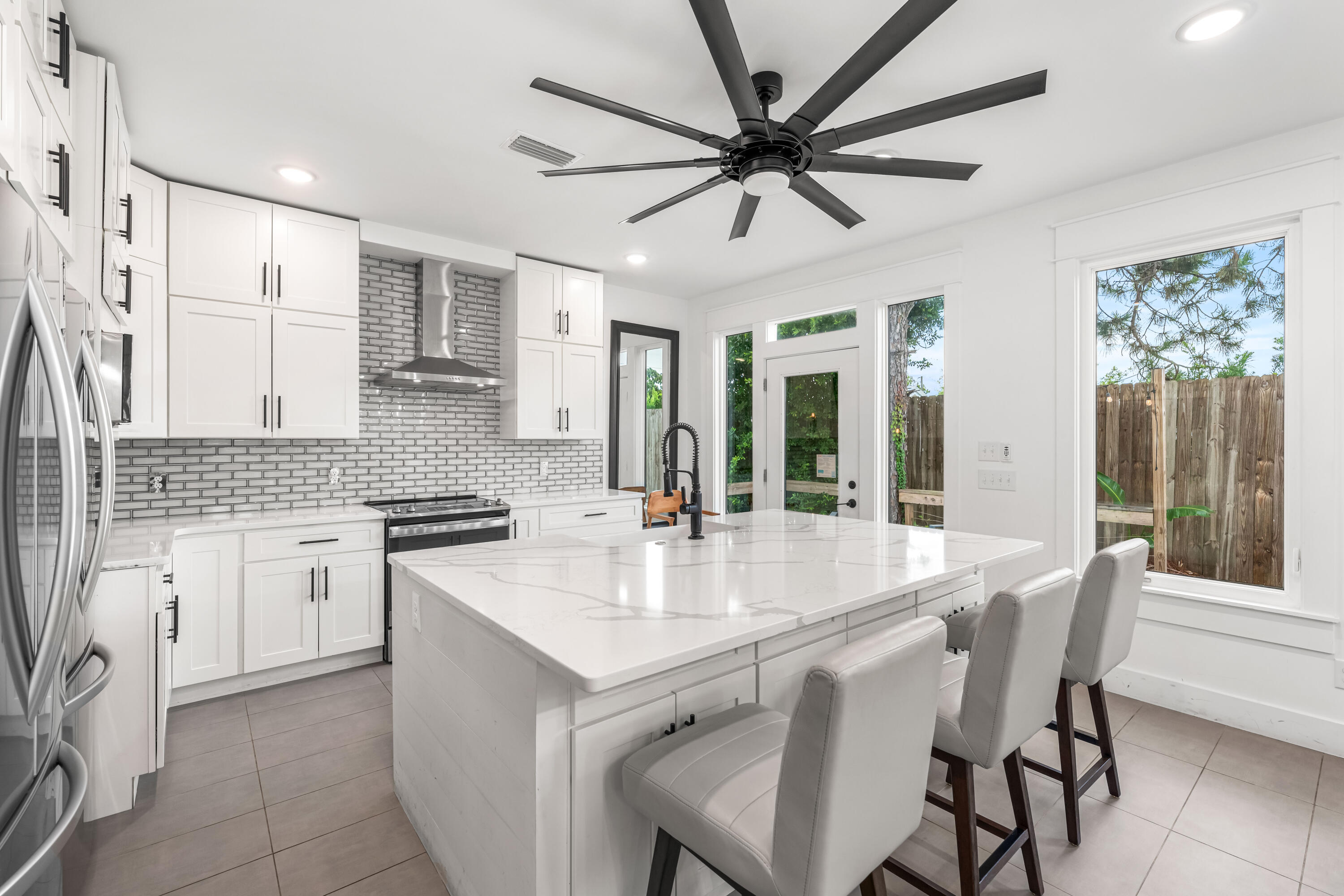 LAGUNA BEACH 6TH ADDN - Residential