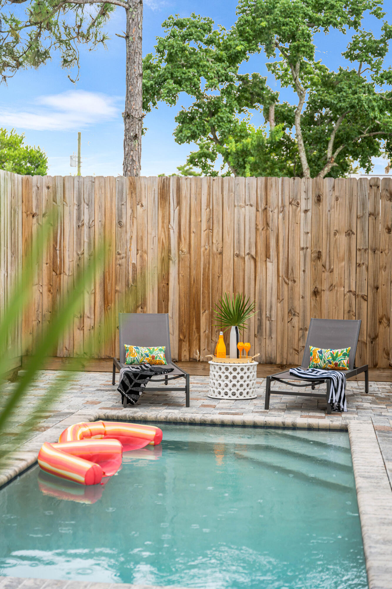 LAGUNA BEACH 6TH ADDN - Residential