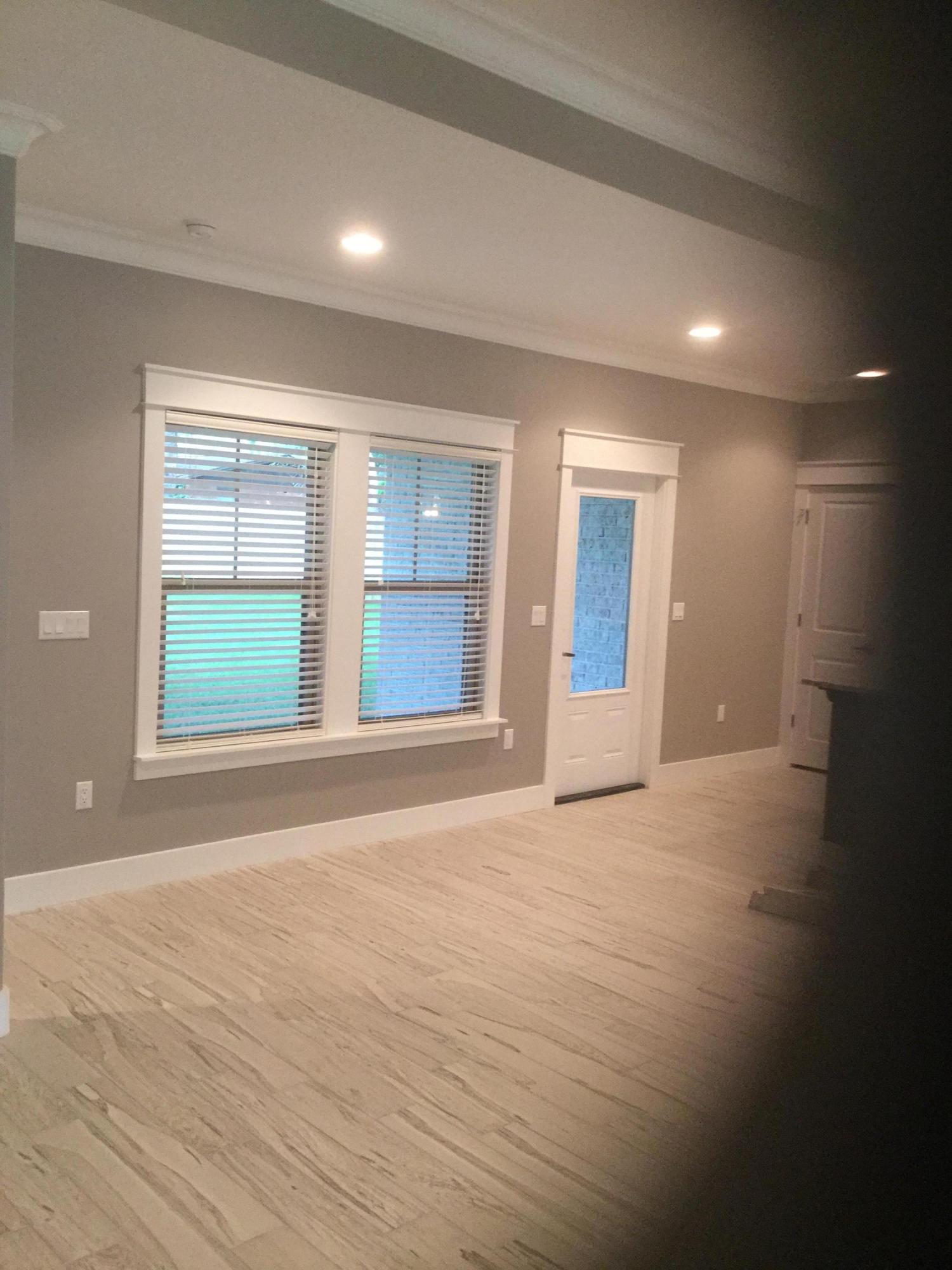 LAKE LORRAINE ESTATES - Residential