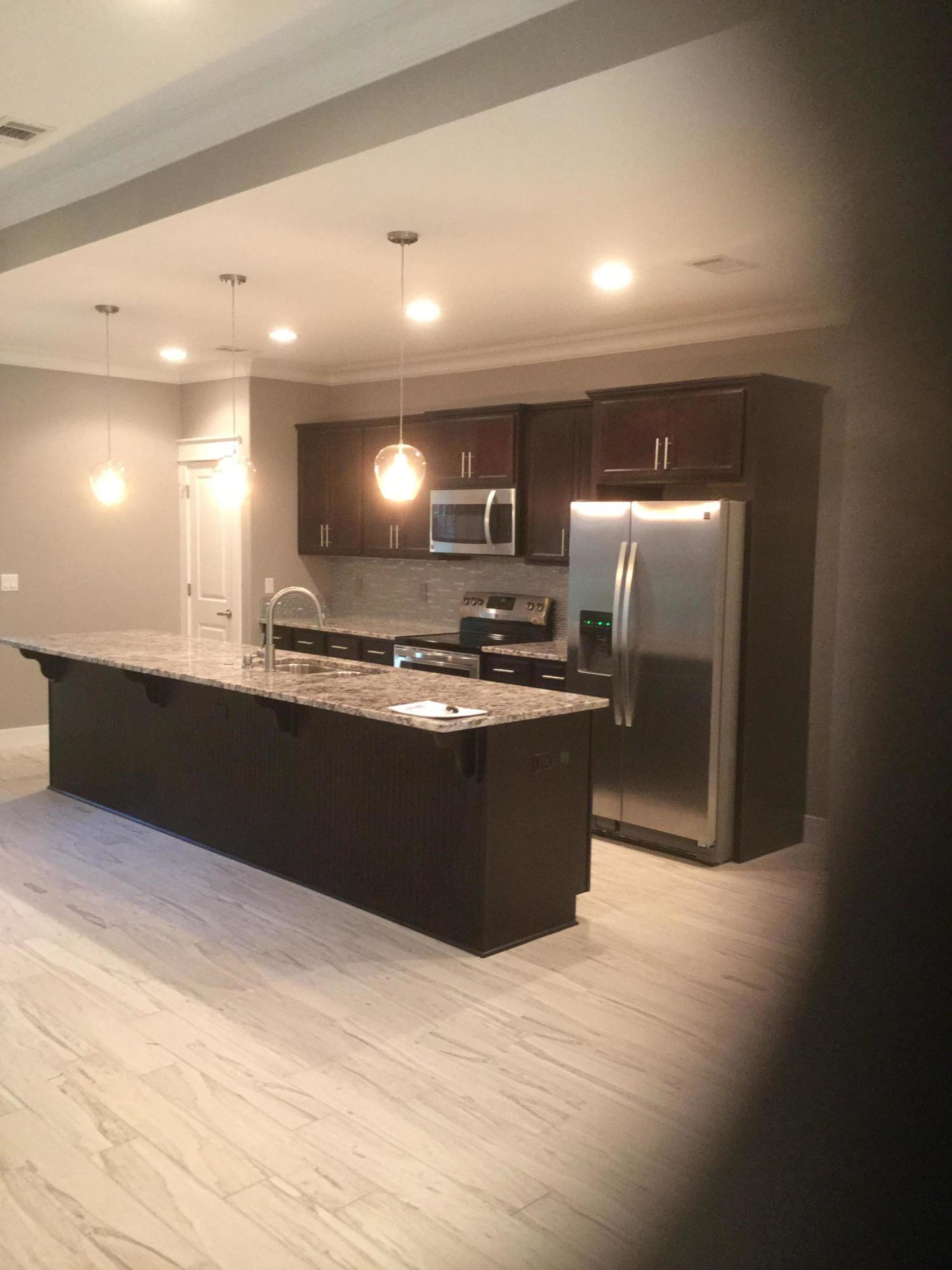 LAKE LORRAINE ESTATES - Residential