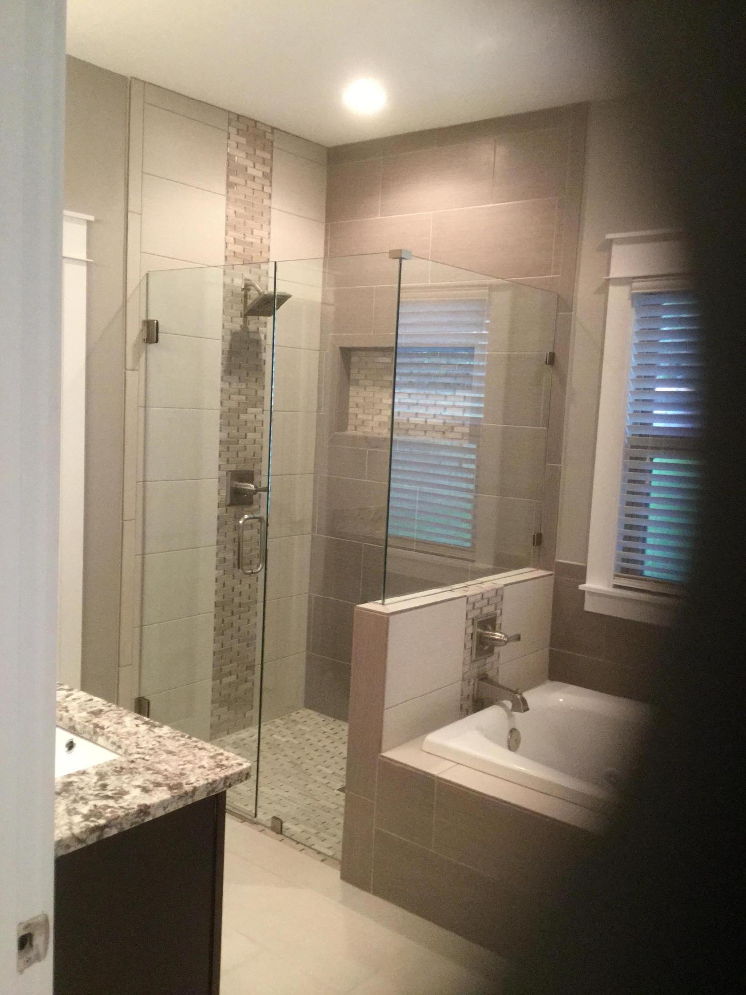 LAKE LORRAINE ESTATES - Residential