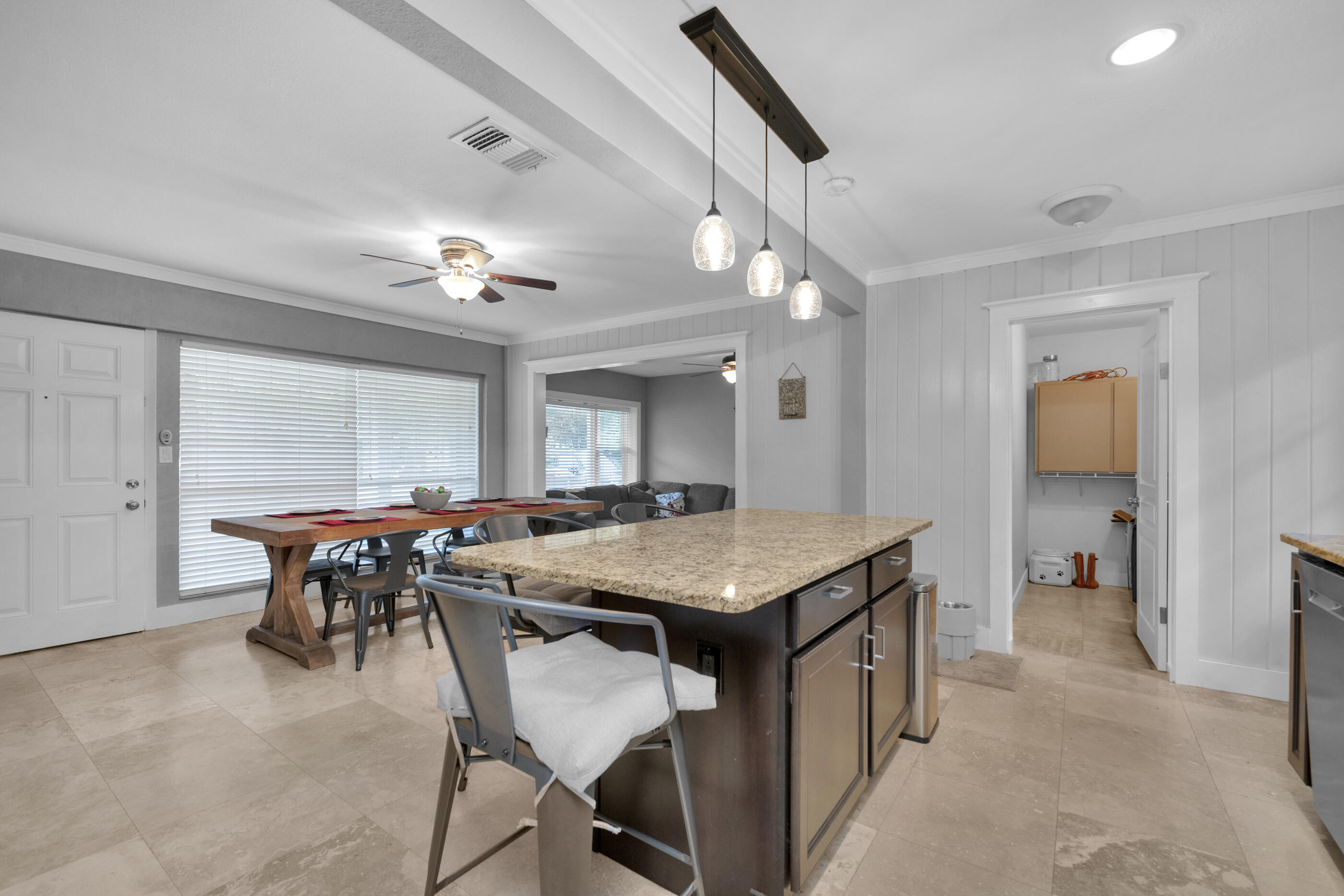 ELLIOTTS POINT 4TH ADDN - Residential