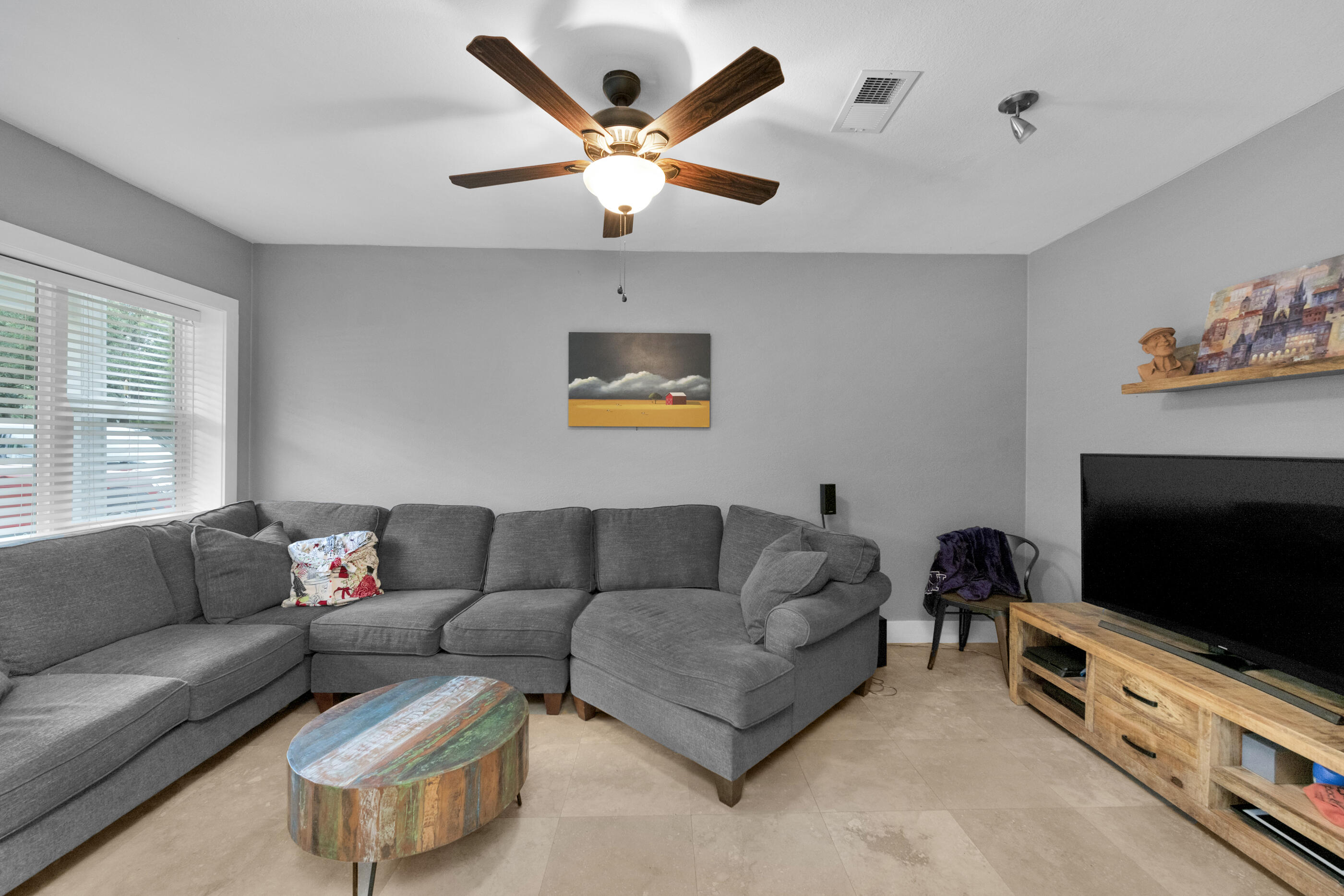 ELLIOTTS POINT 4TH ADDN - Residential