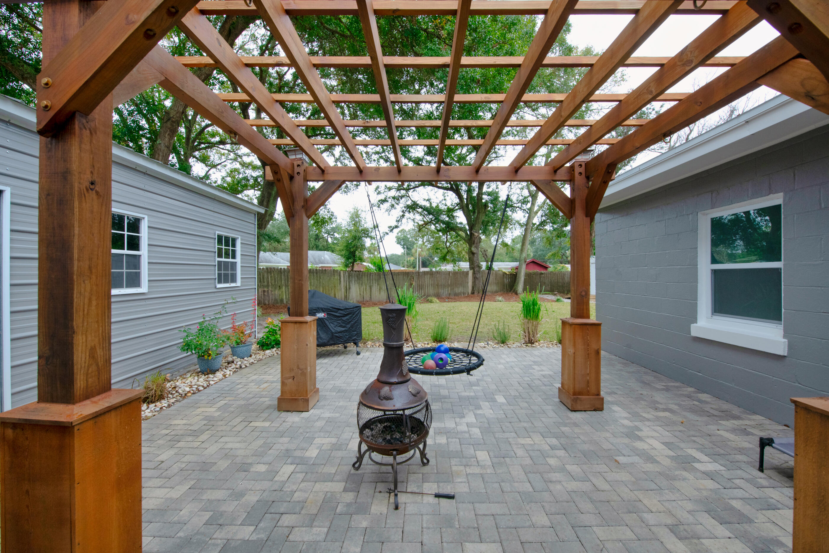 ELLIOTTS POINT 4TH ADDN - Residential