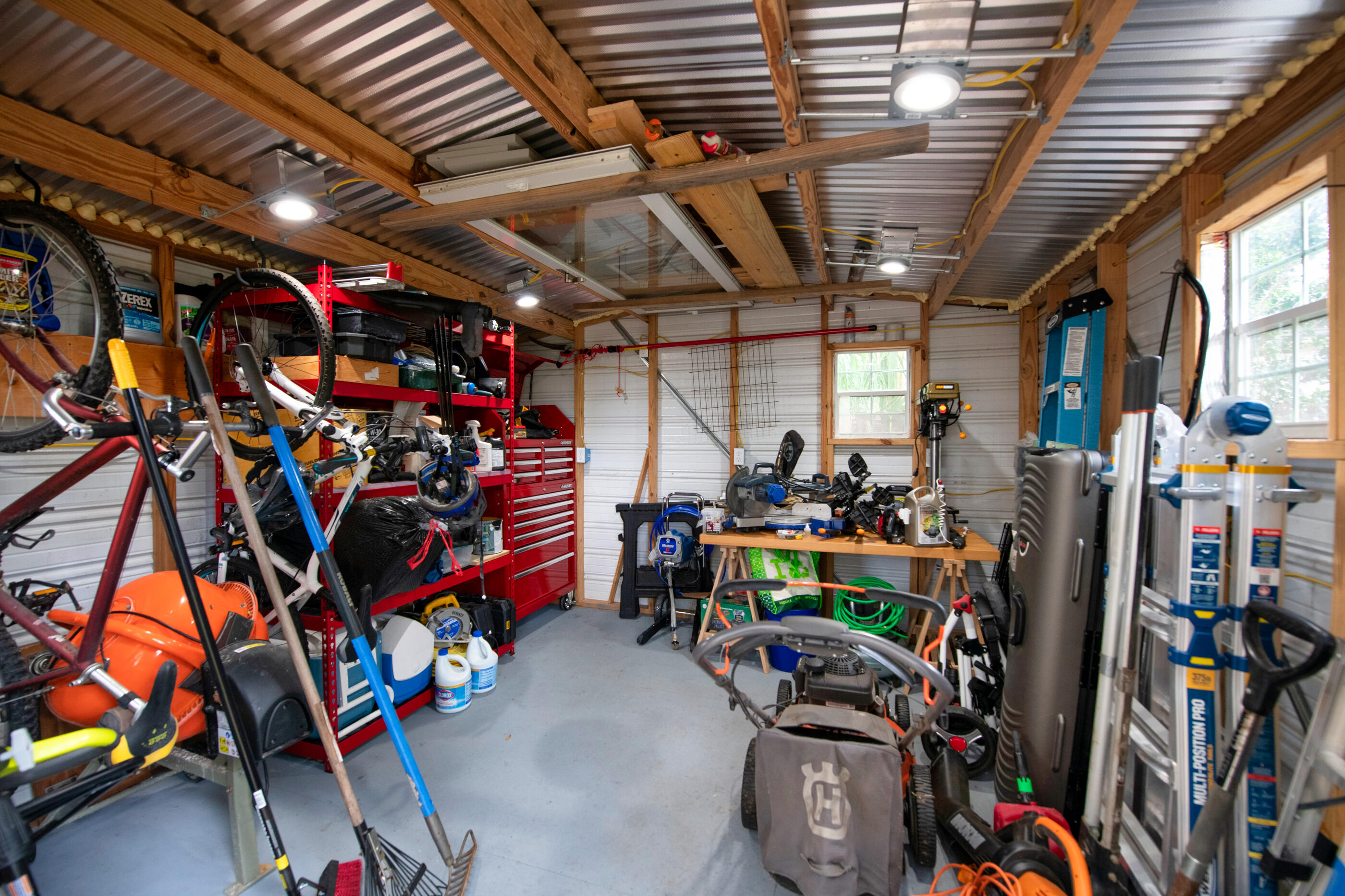 ELLIOTTS POINT 4TH ADDN - Residential