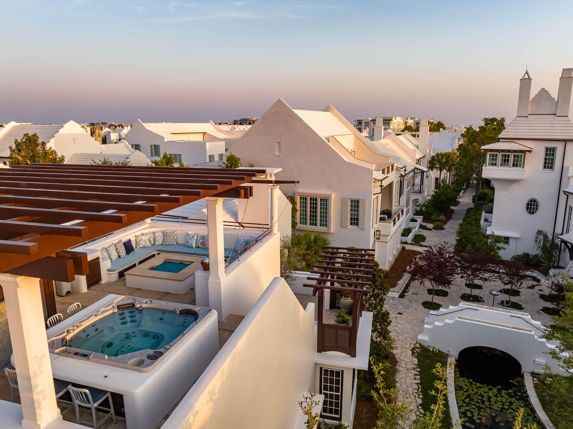 ALYS BEACH - Residential