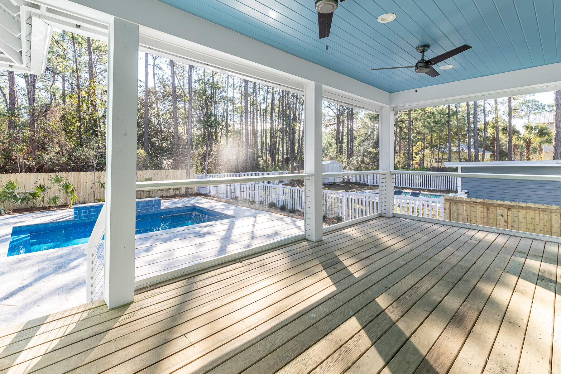 GULF SHORE MANOR - Residential
