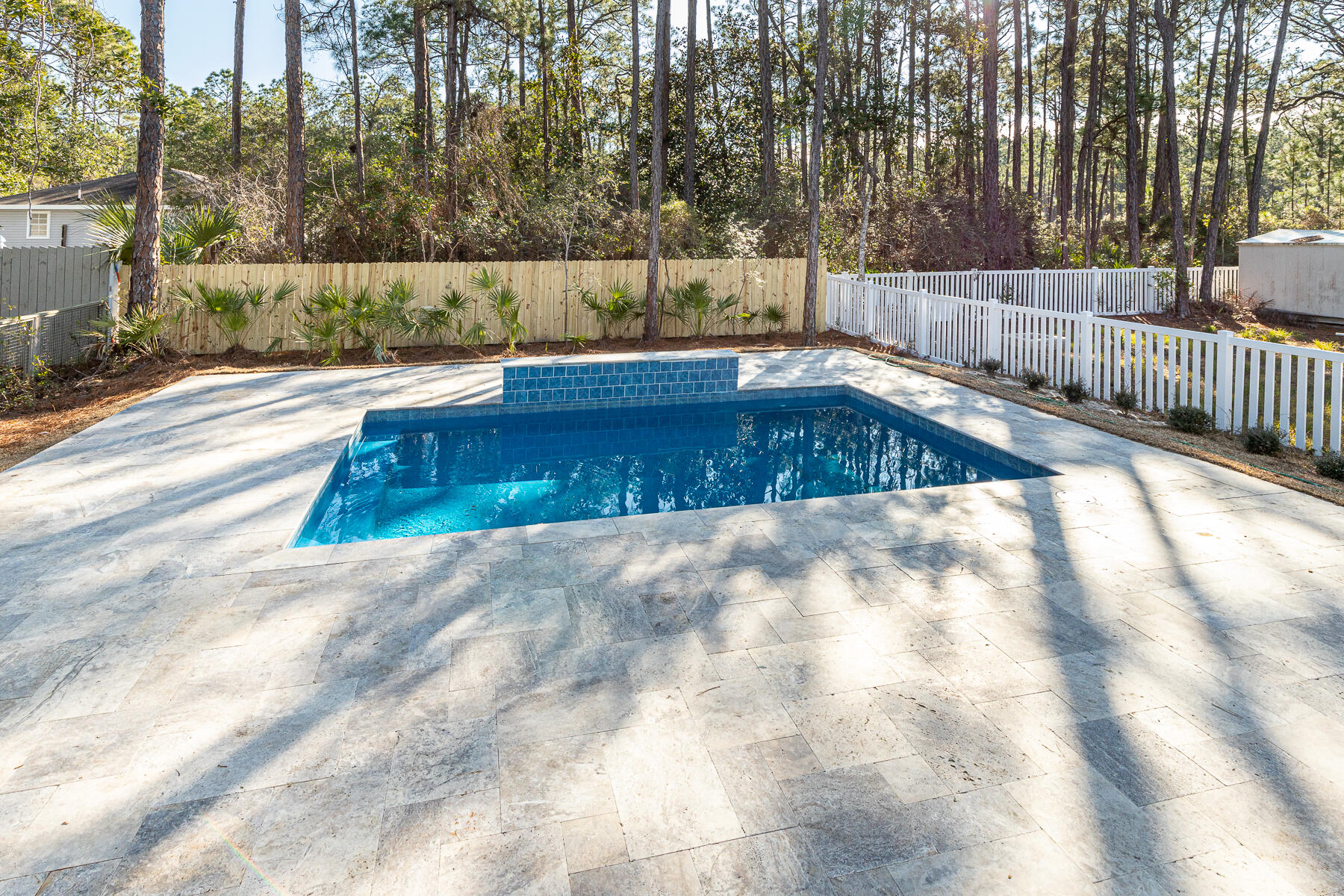 GULF SHORE MANOR - Residential