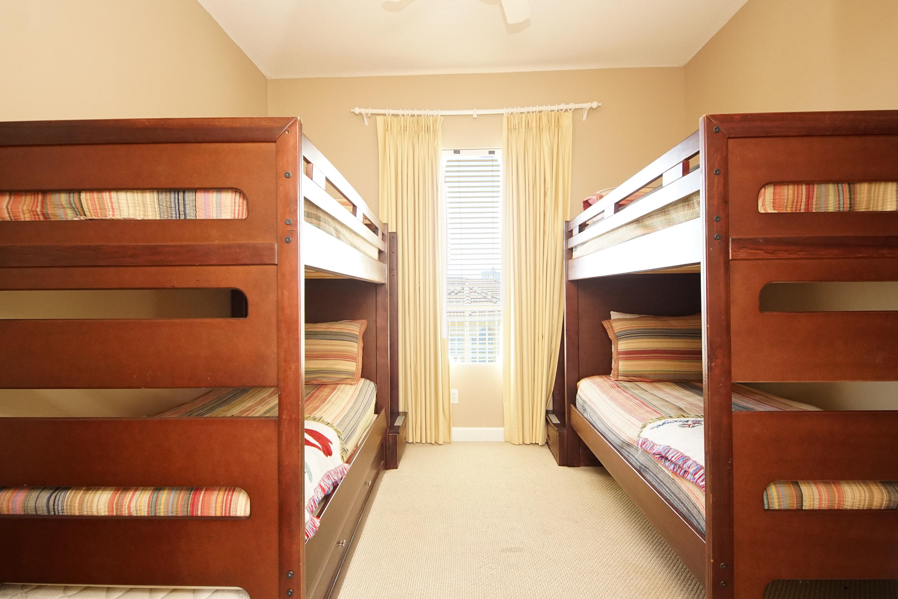 CRYSTAL VIEW CONDO - Residential