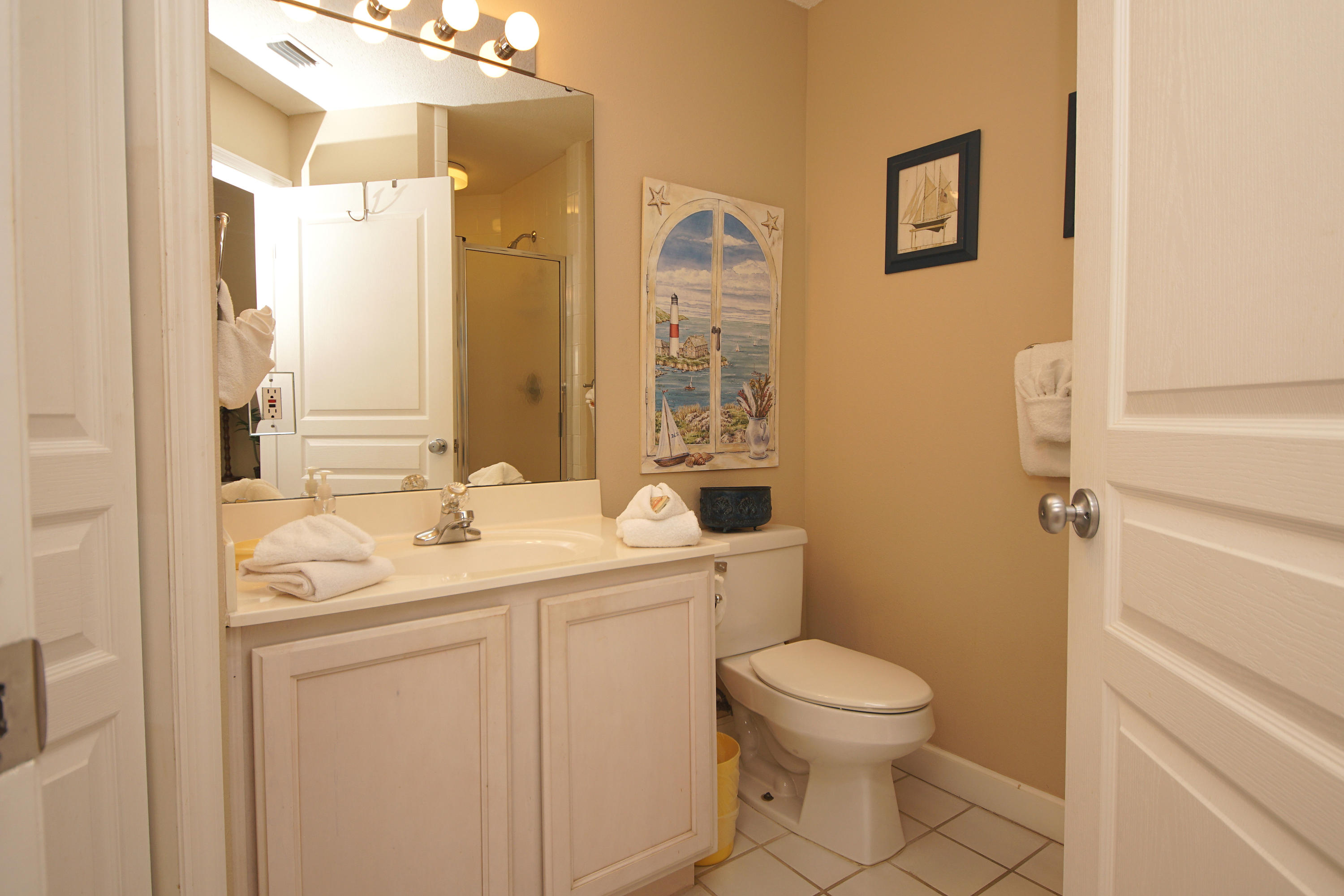 CRYSTAL VIEW CONDO - Residential