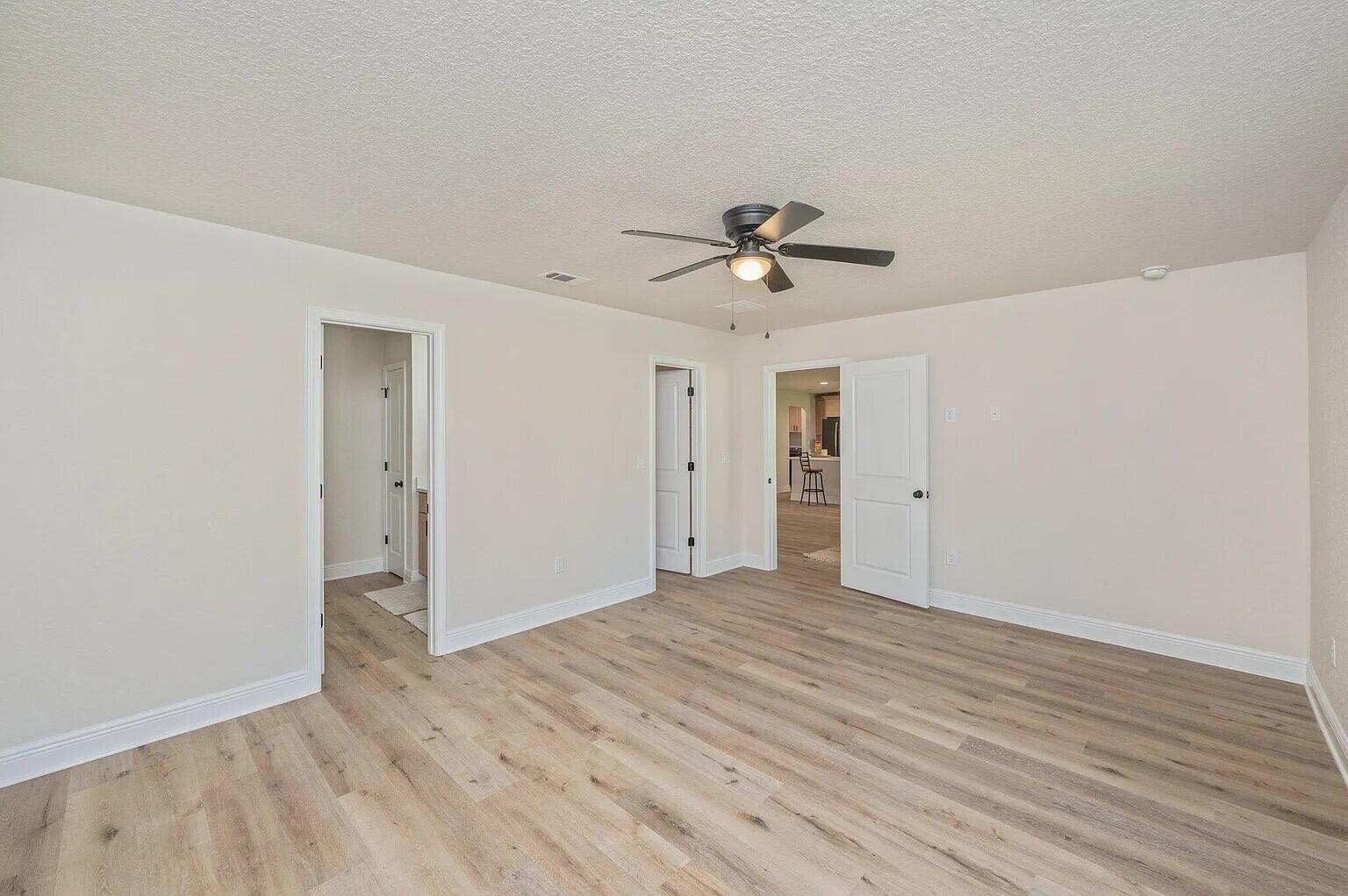 CRESTVIEW LOT 2 BLK 107 - Residential