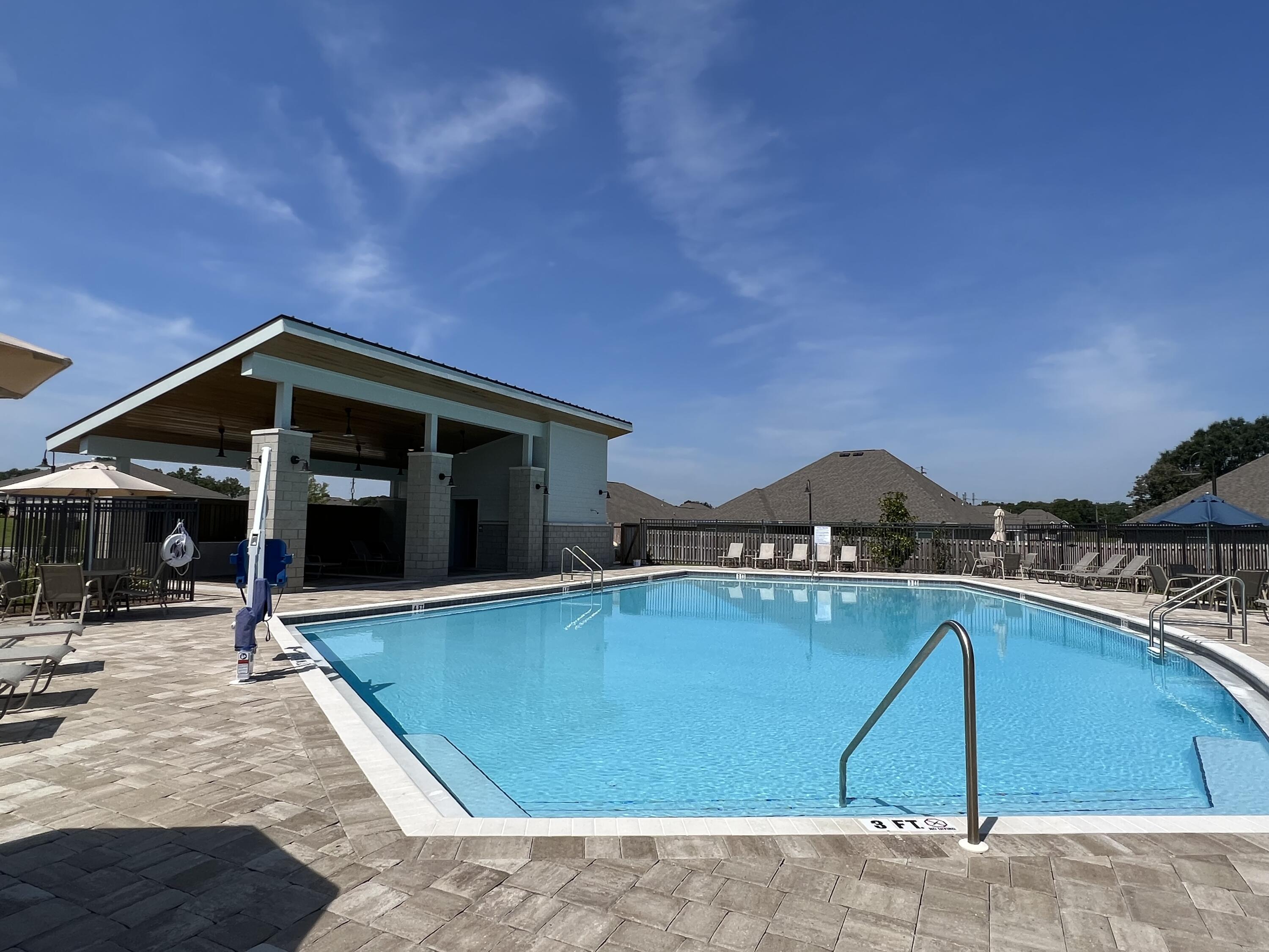 4416 Marine Loop