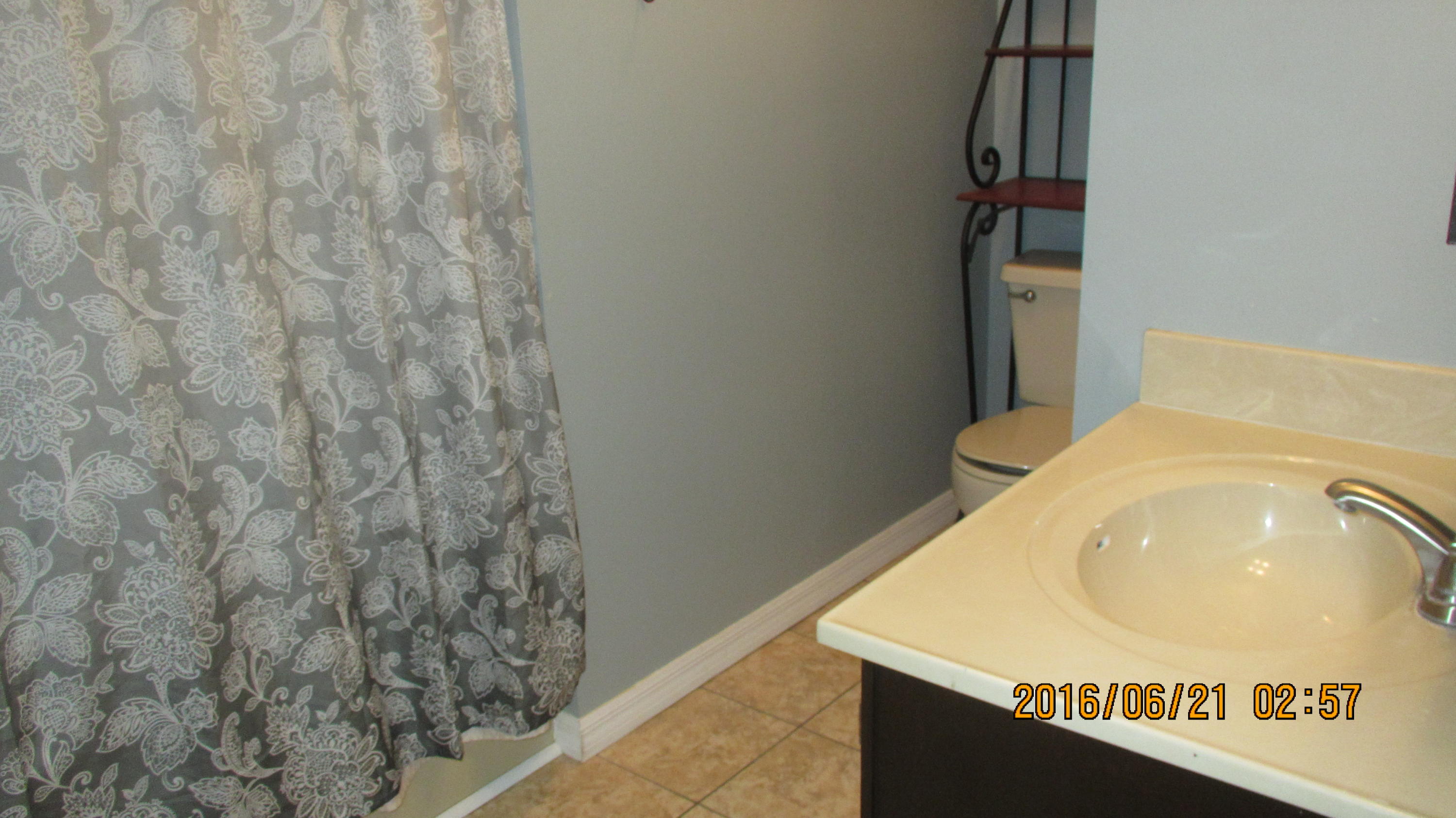 BAYOU T/H - Residential Lease