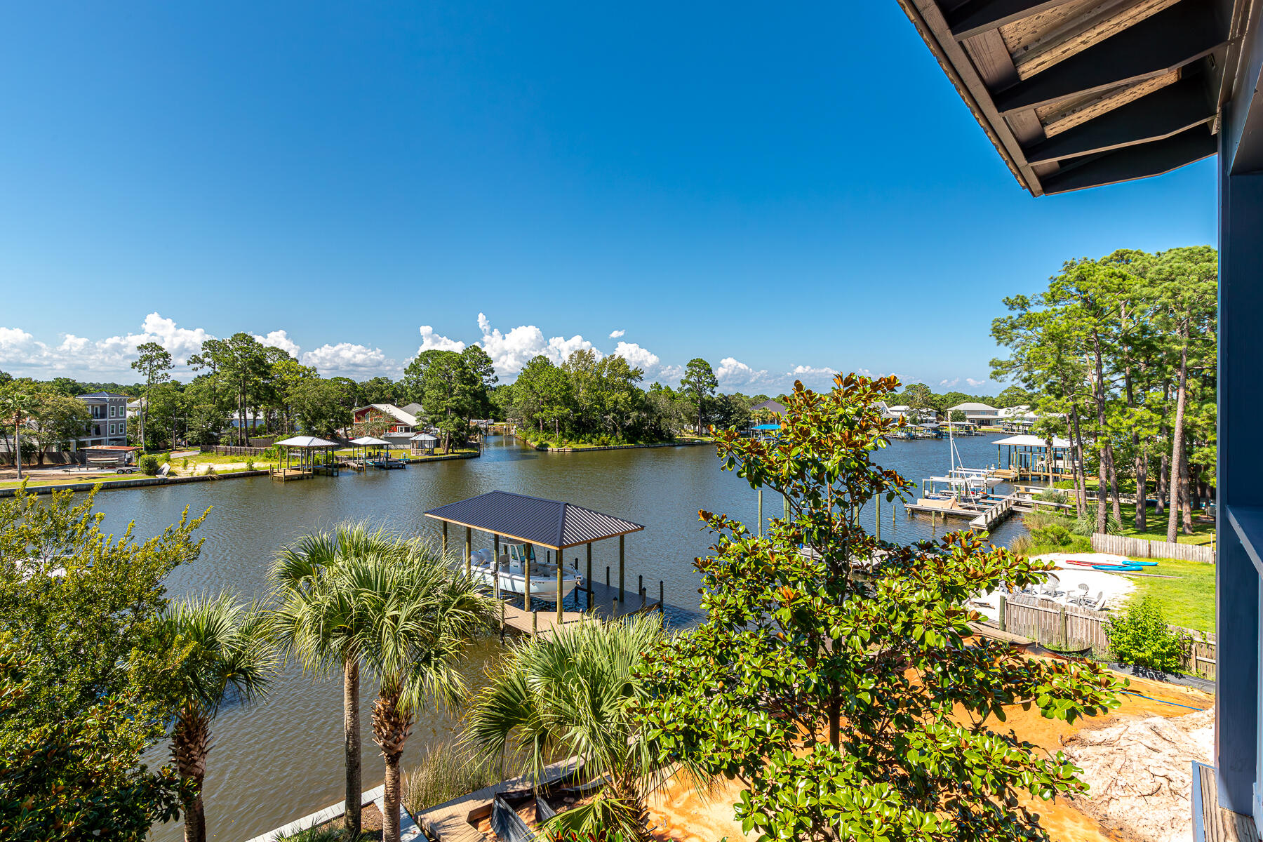 TURQUOISE BEACH - Residential