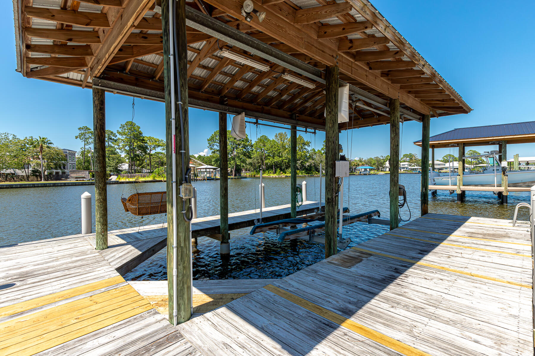 TURQUOISE BEACH - Residential