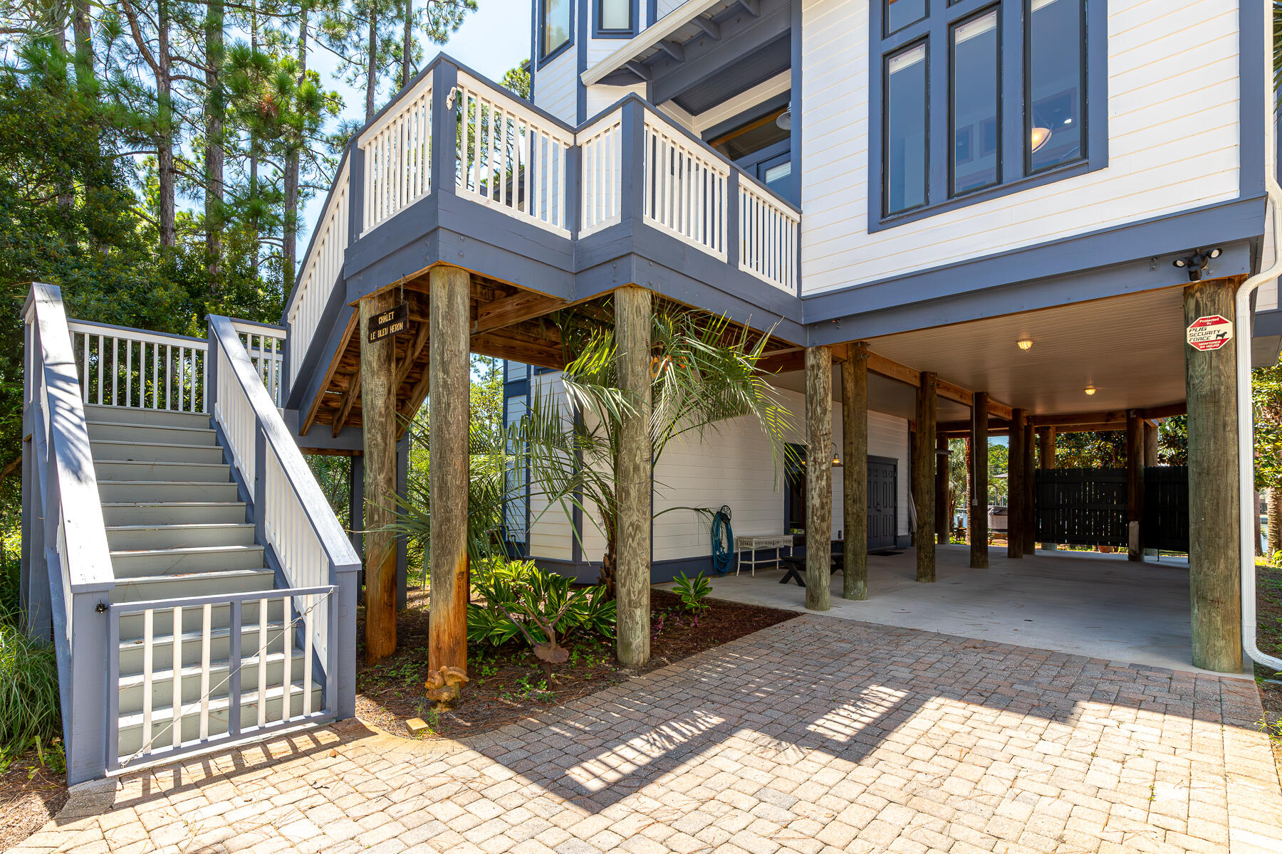 TURQUOISE BEACH - Residential