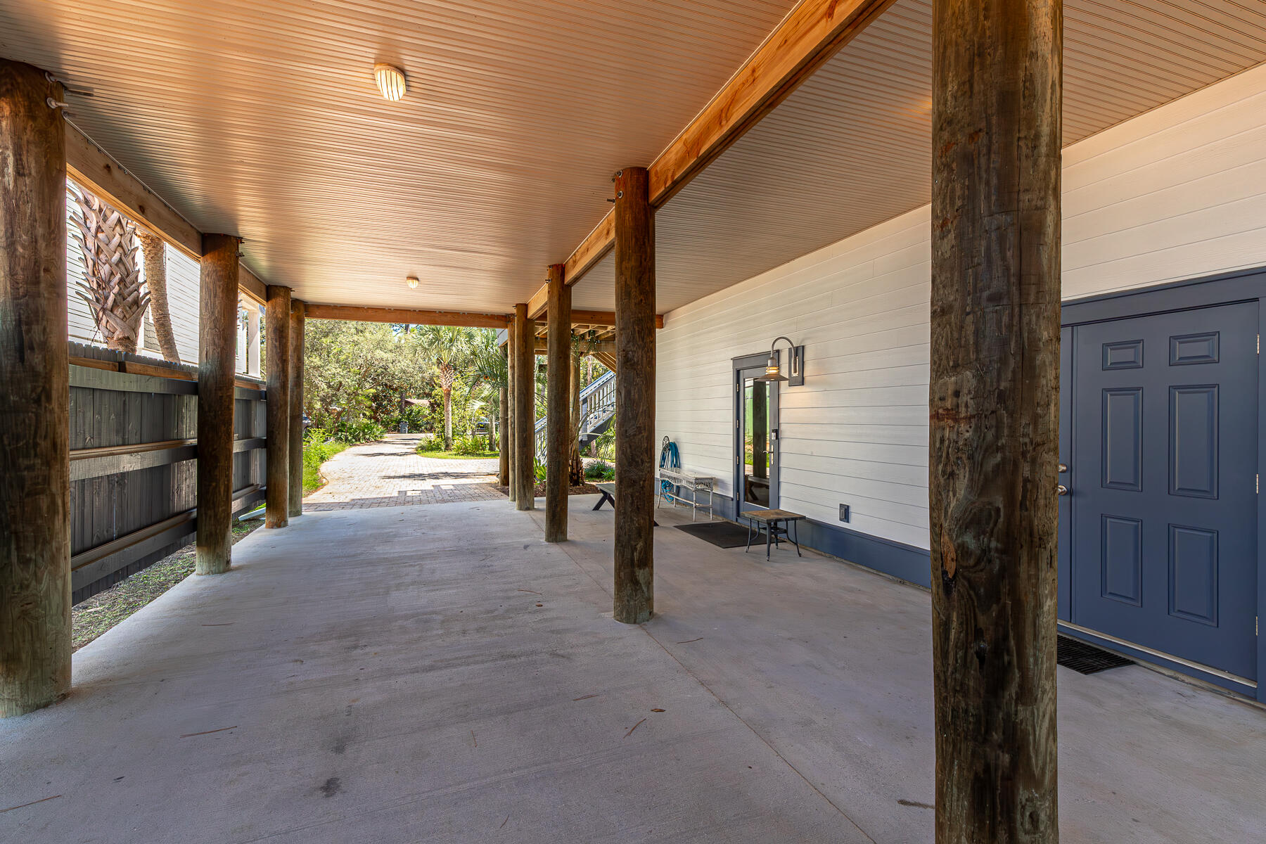 TURQUOISE BEACH - Residential