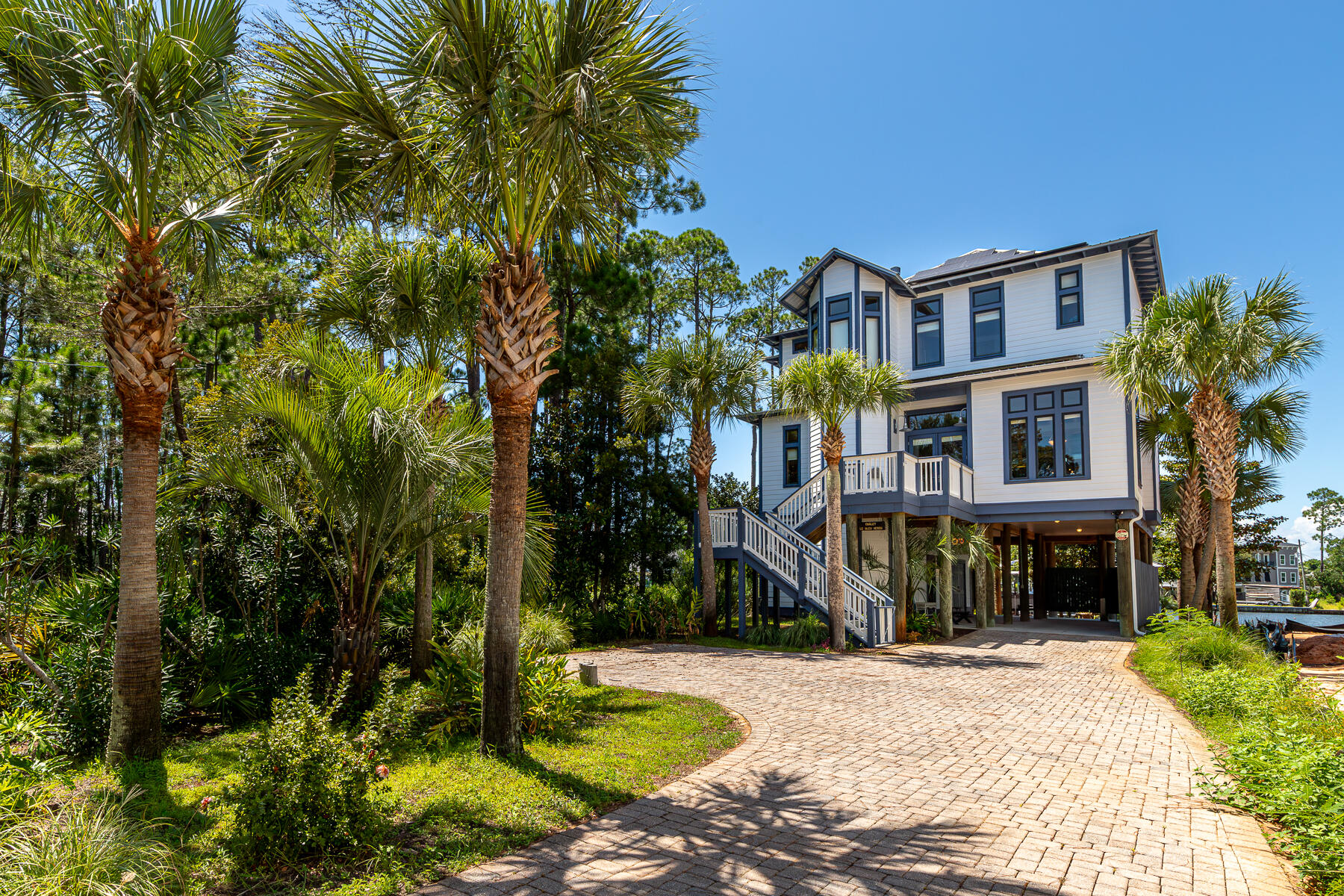 TURQUOISE BEACH - Residential
