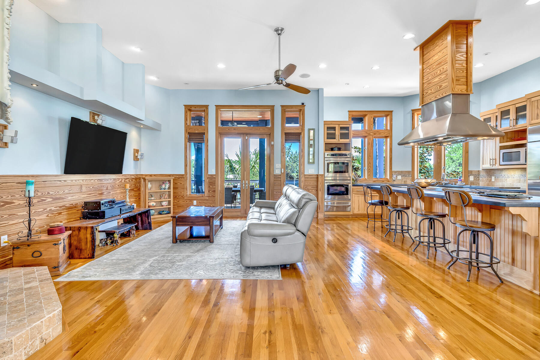 TURQUOISE BEACH - Residential