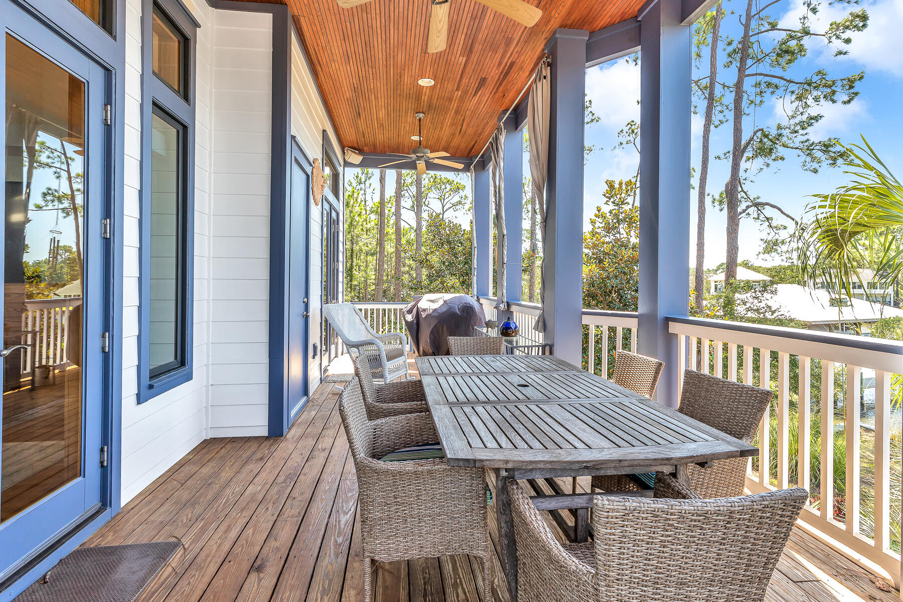 TURQUOISE BEACH - Residential