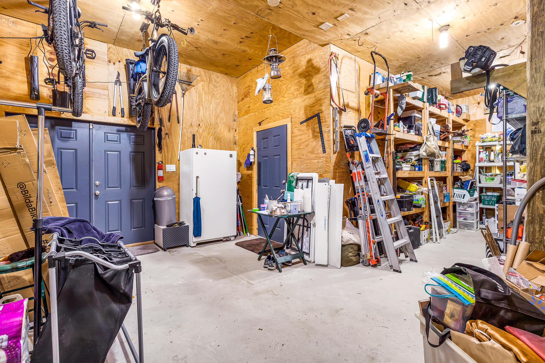 TURQUOISE BEACH - Residential