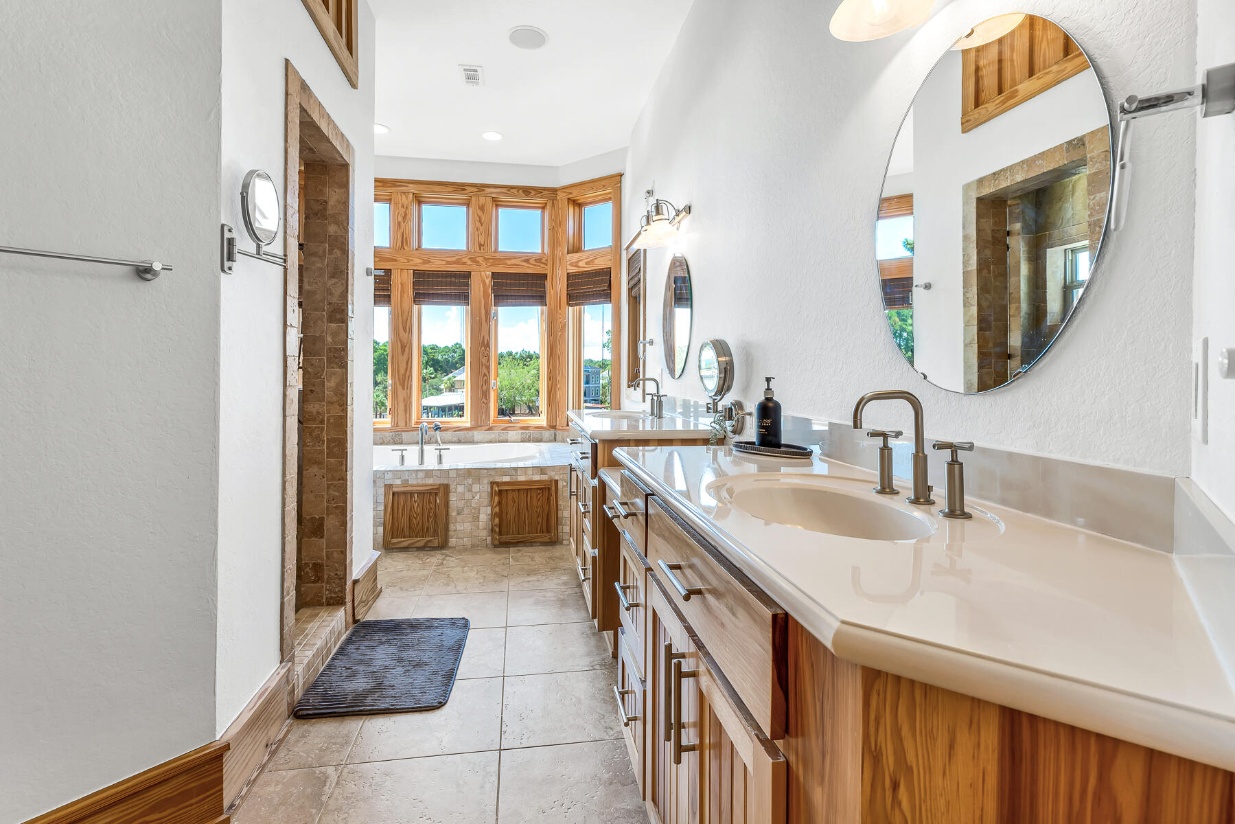 TURQUOISE BEACH - Residential