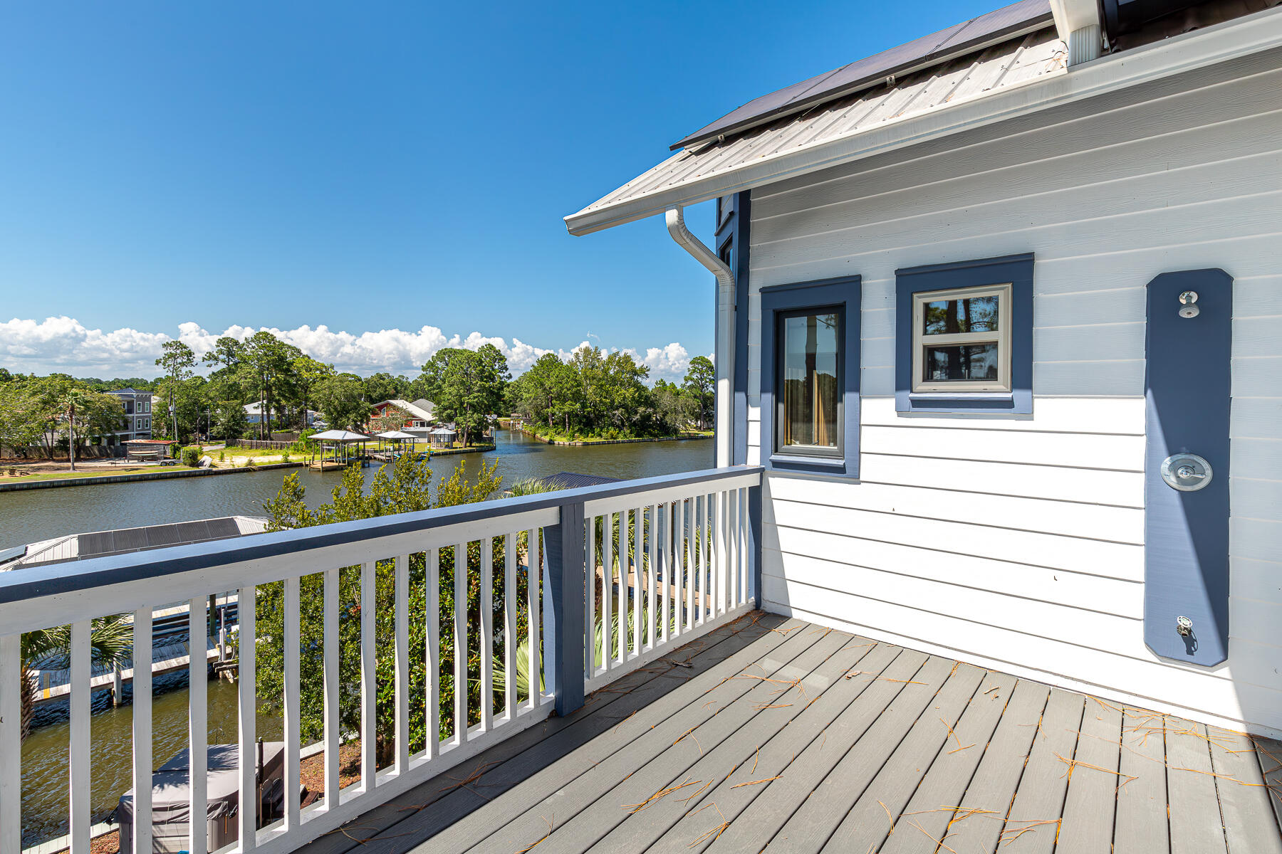TURQUOISE BEACH - Residential