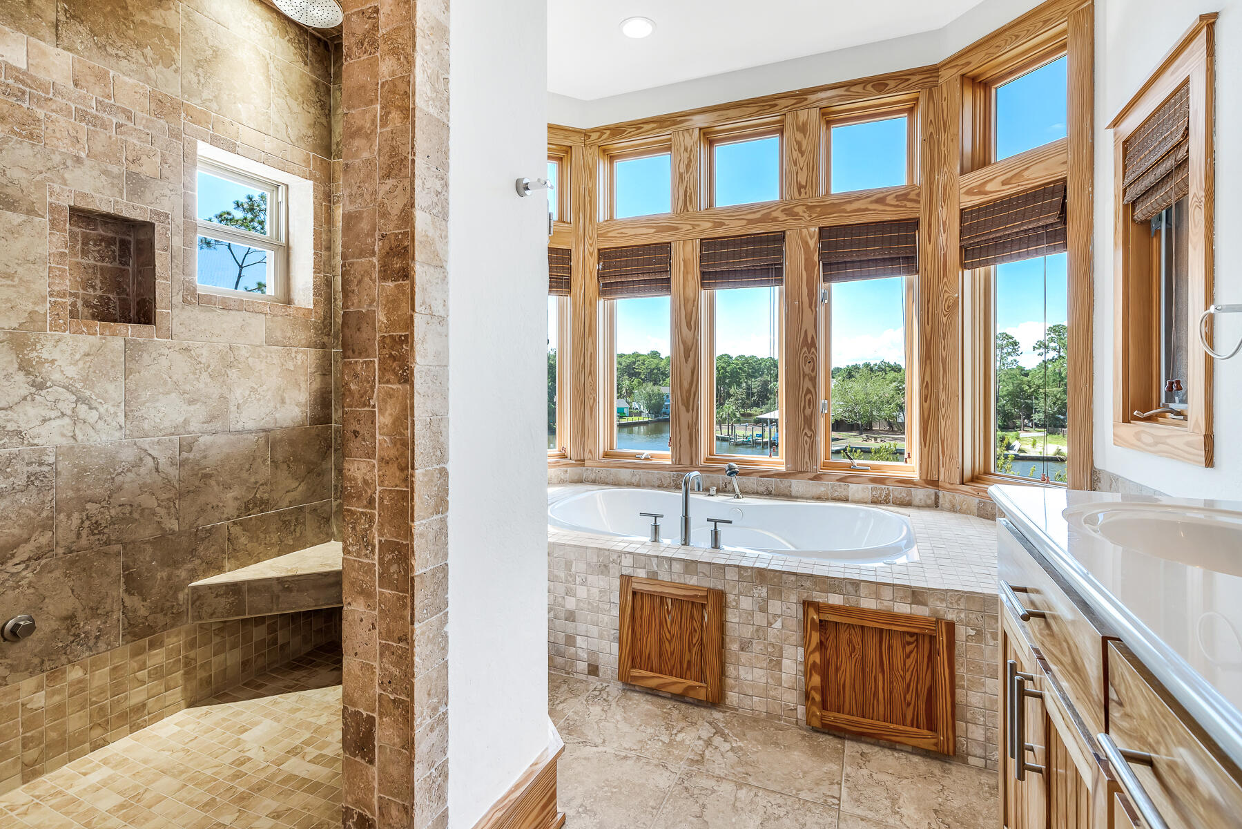 TURQUOISE BEACH - Residential