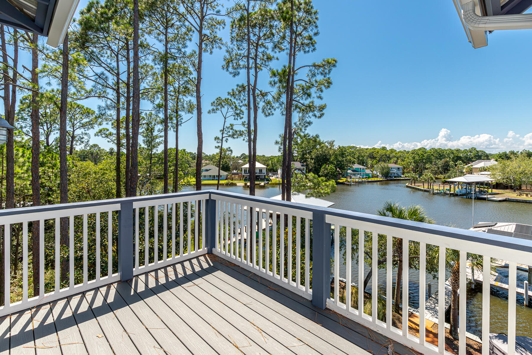 TURQUOISE BEACH - Residential
