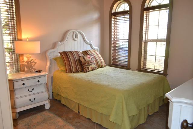 SAINT TROPEZ - Residential