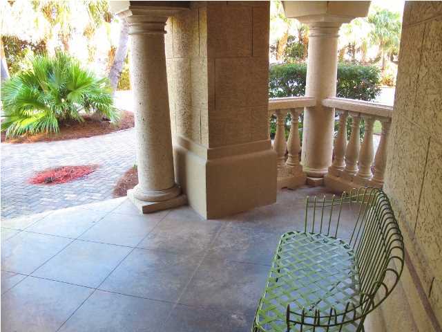 SAINT TROPEZ - Residential