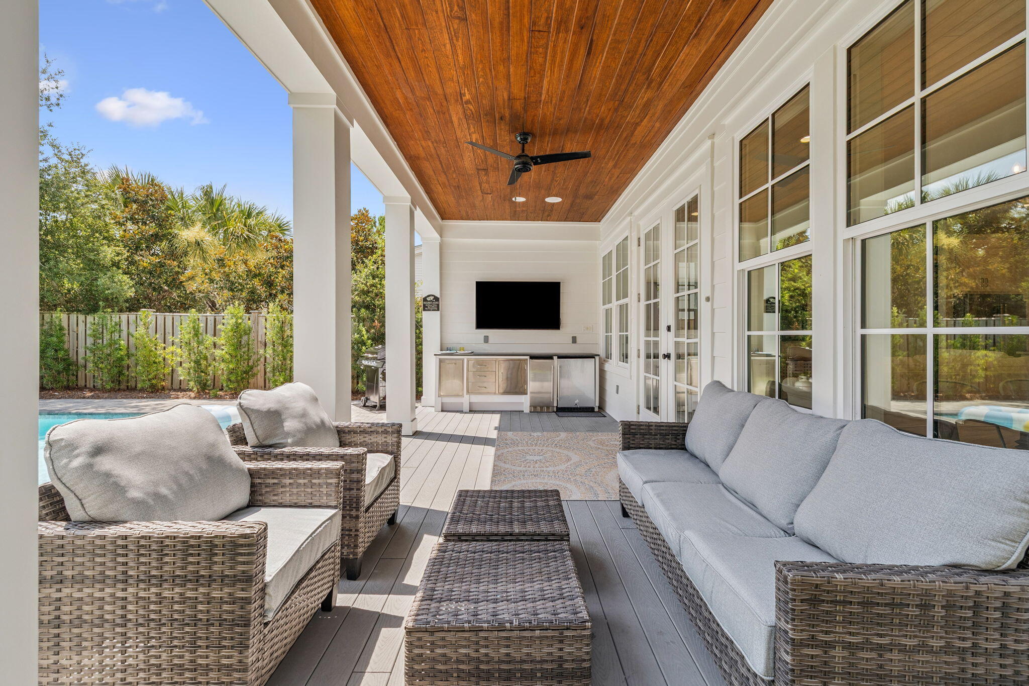 BLUE MOUNTAIN BEACH - Residential