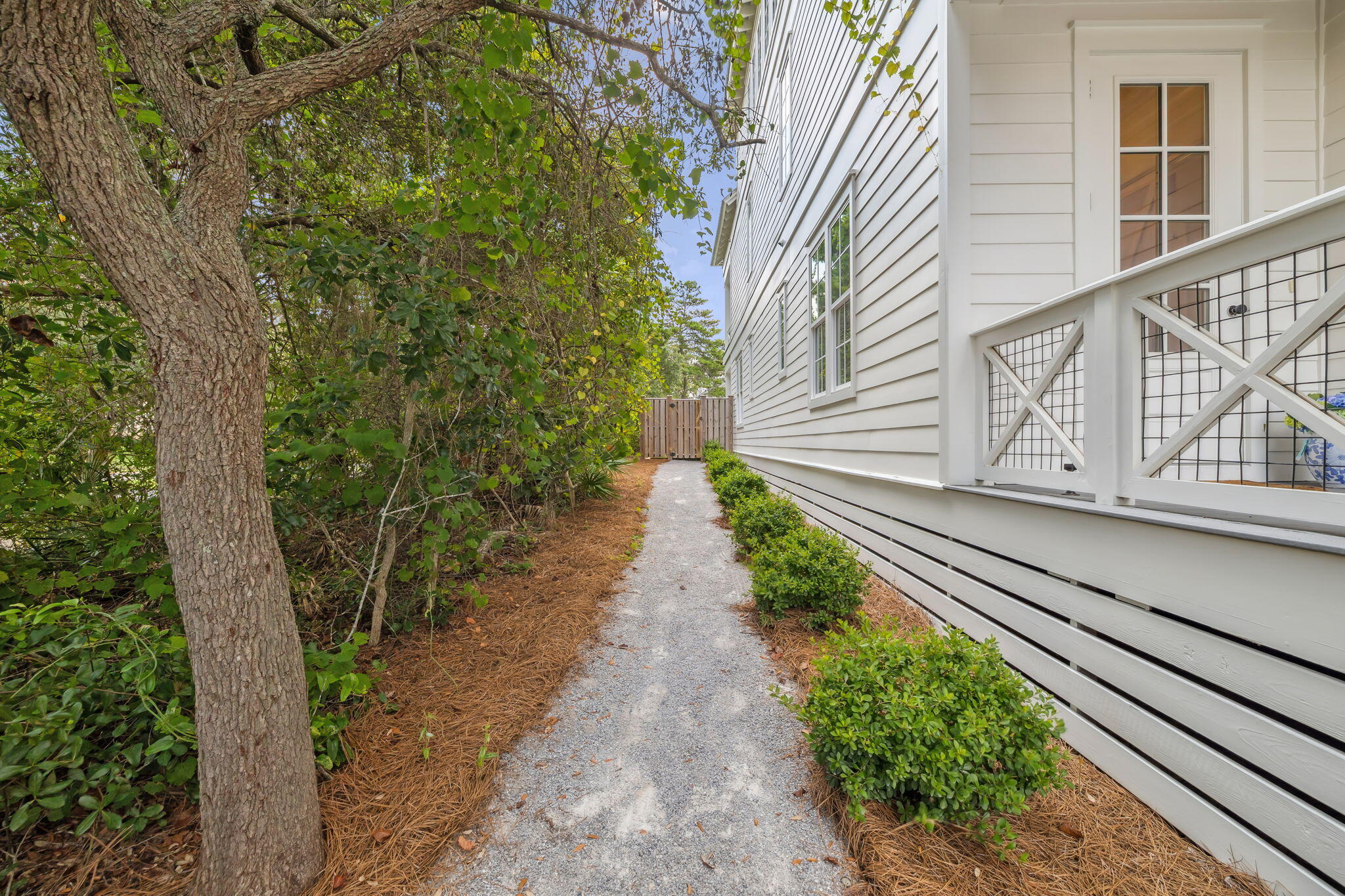 BLUE MOUNTAIN BEACH - Residential