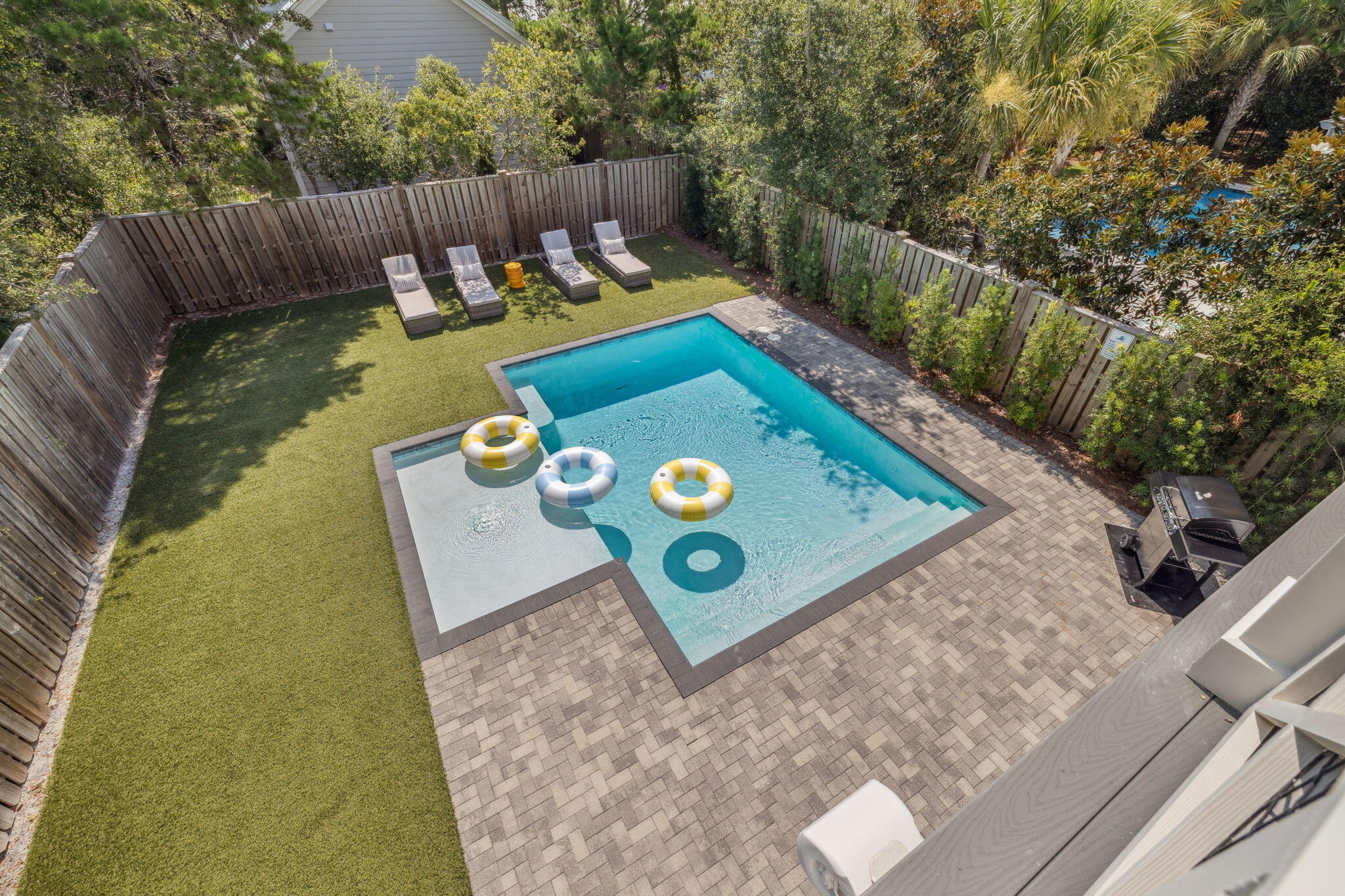 BLUE MOUNTAIN BEACH - Residential