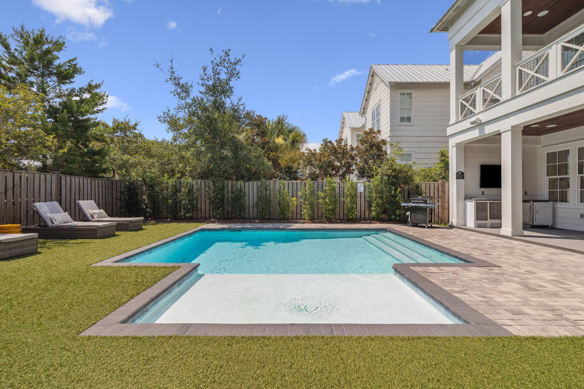 BLUE MOUNTAIN BEACH - Residential