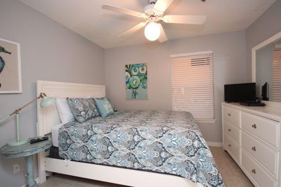 GULFVIEW 2 CONDO PH 2 - Residential Lease