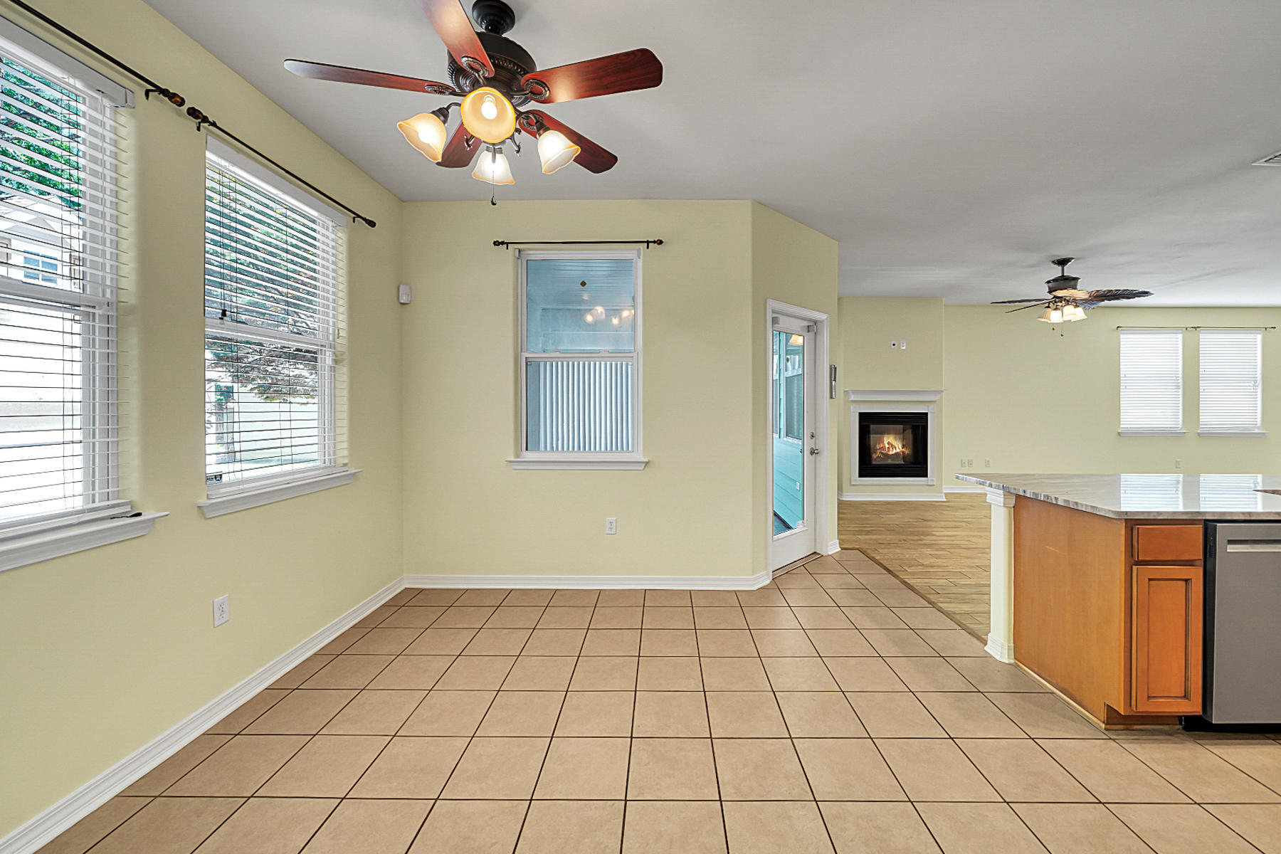 HAMMOCK BAY - Residential