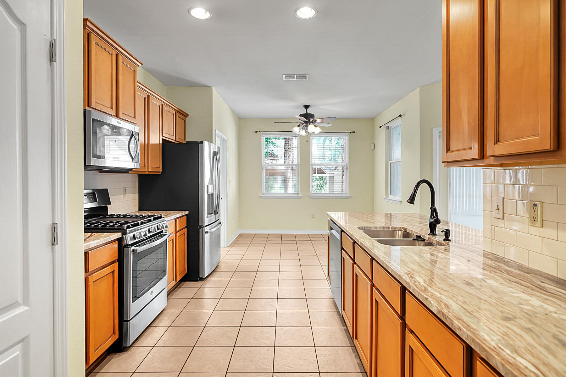 HAMMOCK BAY - Residential