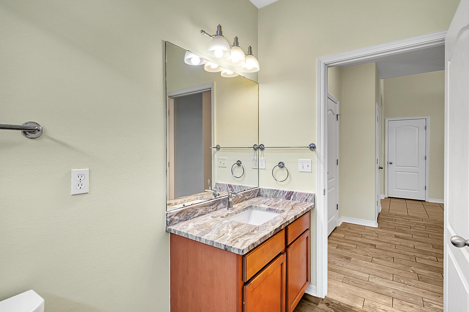 HAMMOCK BAY - Residential