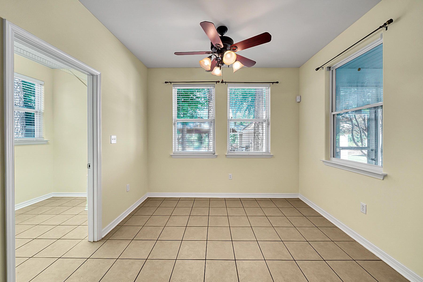 HAMMOCK BAY - Residential