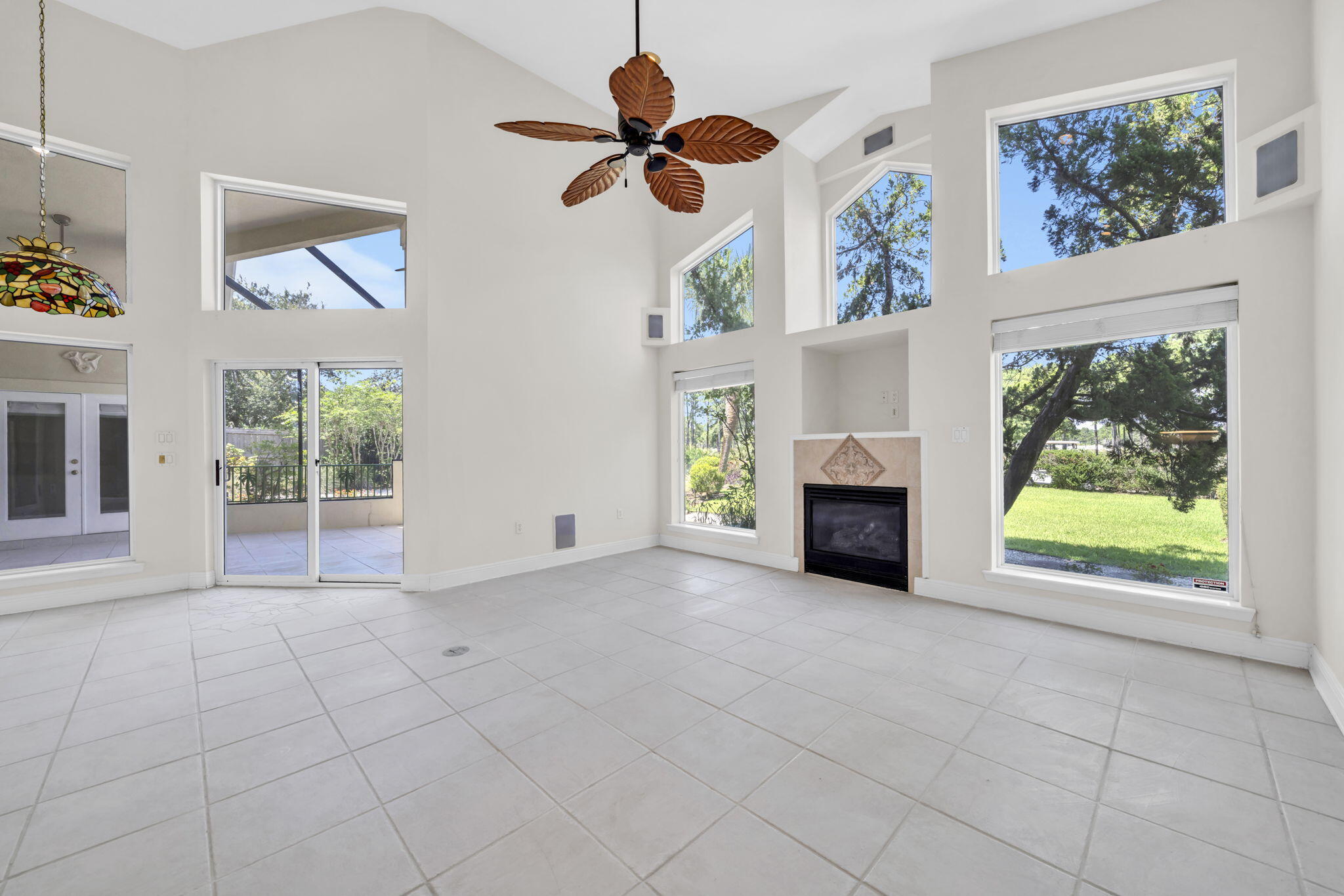SANTA ROSA RIDGE UNIT 3 - Residential