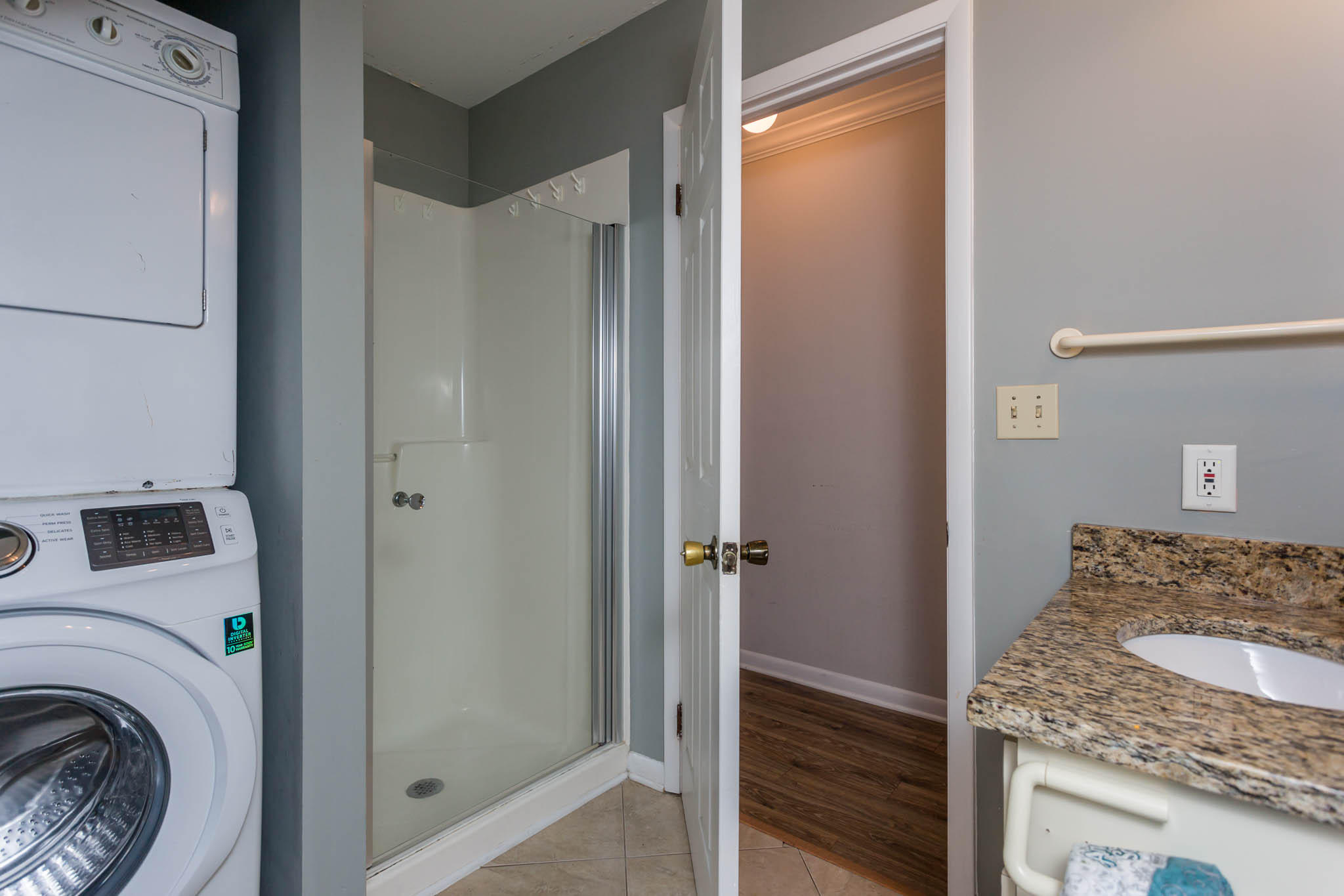 FLETCHERS BEACH - Residential