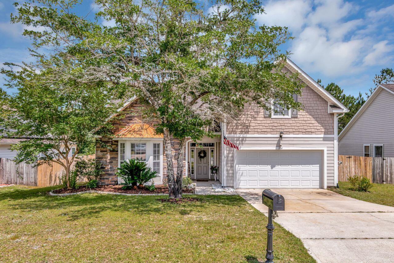With full price offer, Seller is offering $10,000 credit to buyer to use for interest buy-down, closing costs, etc. The gorgeous 3-bedroom home with a large bonus room is located in the South Crestview neighborhood of Rolling Ridge. Its exterior boasts tremendous curb appeal with a stone front and copper accents.Upon entering the home, you'll be greeted by an amazing kitchen with a spacious dining area attached. The open floor plan seamlessly connects the kitchen to the living room and an additional flex space, which can serve as a sitting room, office, playroom, or a space for gym equipment. All three bedrooms are downstairs and the entire downstairs area features laminate wood flooring, providing a stylish and low-maintenance option, with tile in the wet areas.Click More