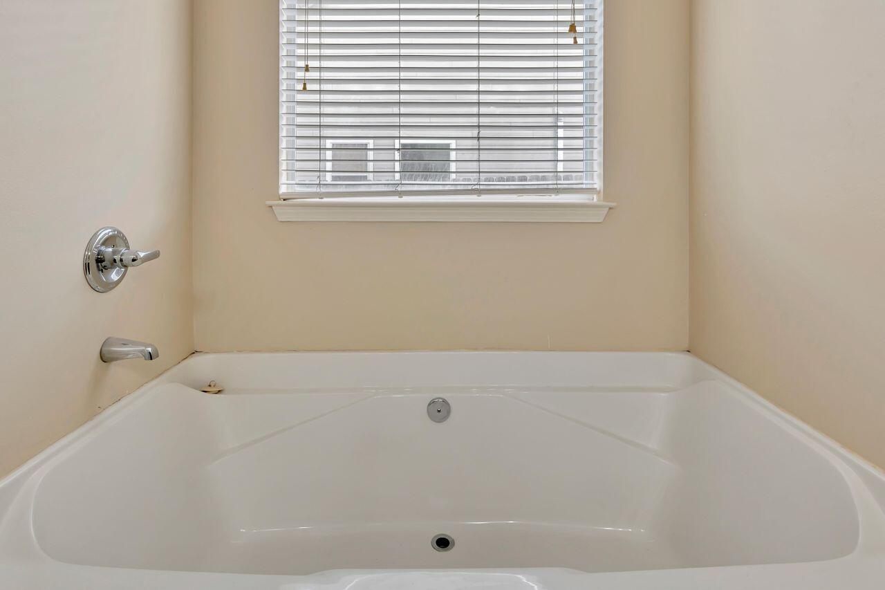 ROLLING RIDGE S/D - Residential