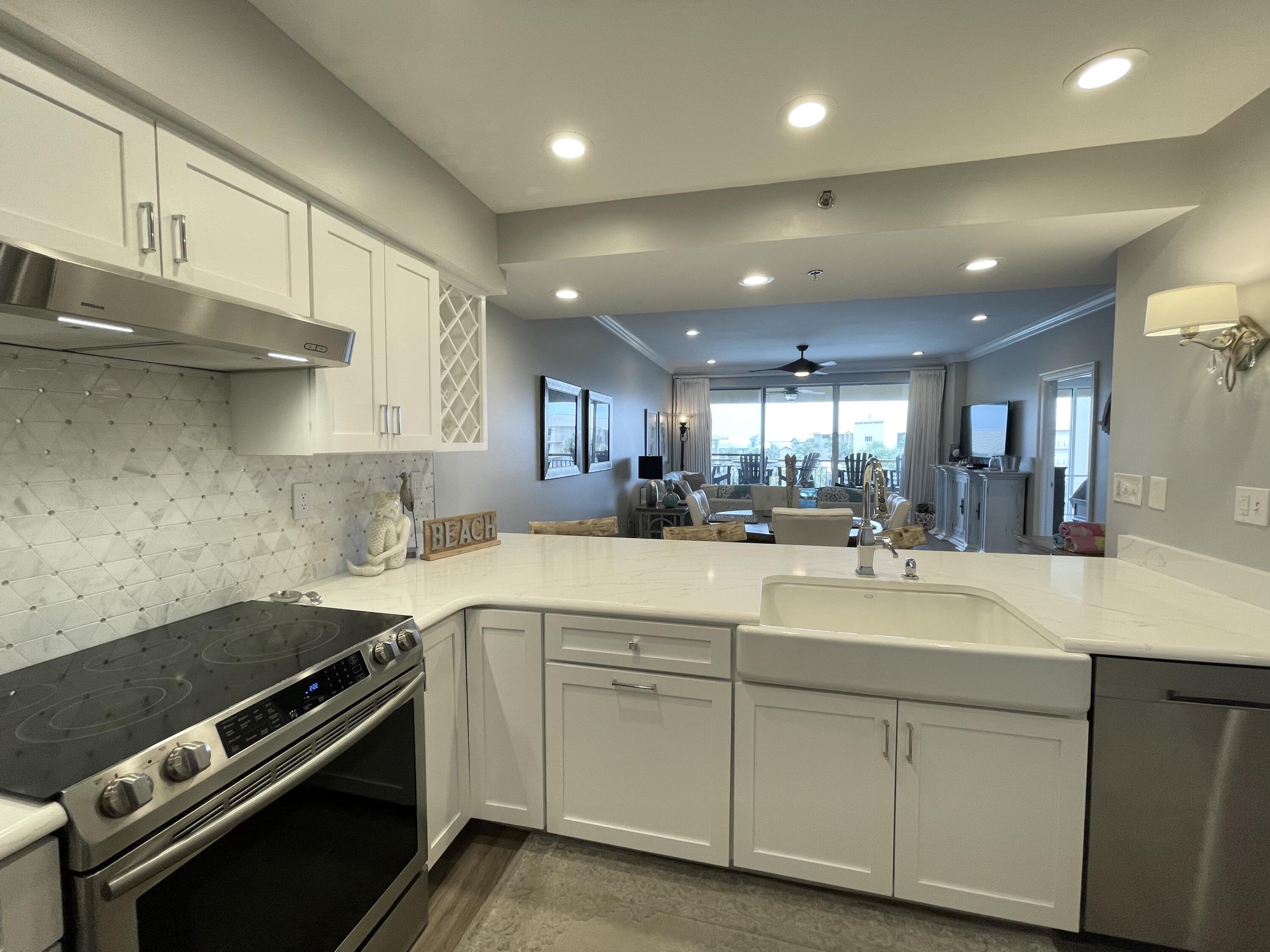 HIGH POINTE RESORT CONDO - Residential